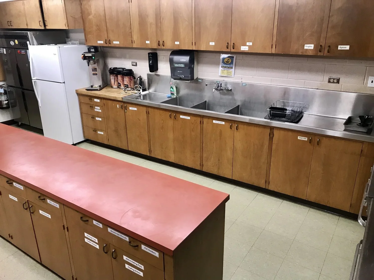 Rental Kitchen 3.jpeg