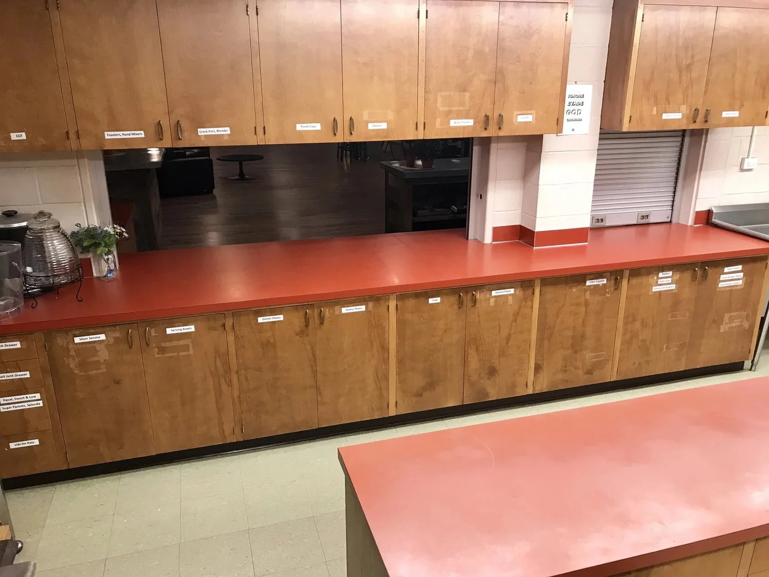 Rental Kitchen 4.jpeg