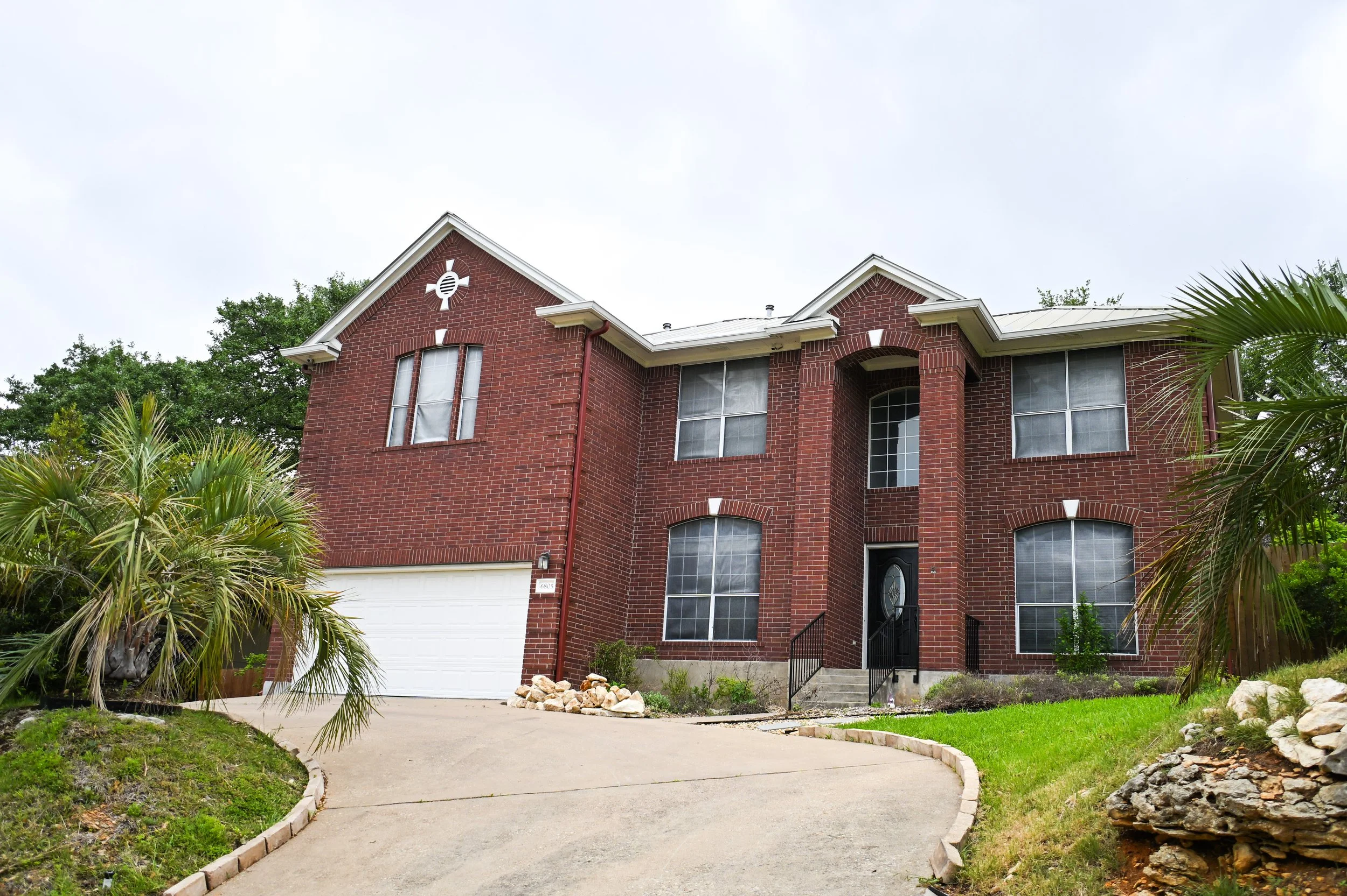 Fireside Sober Living front exterior view.
