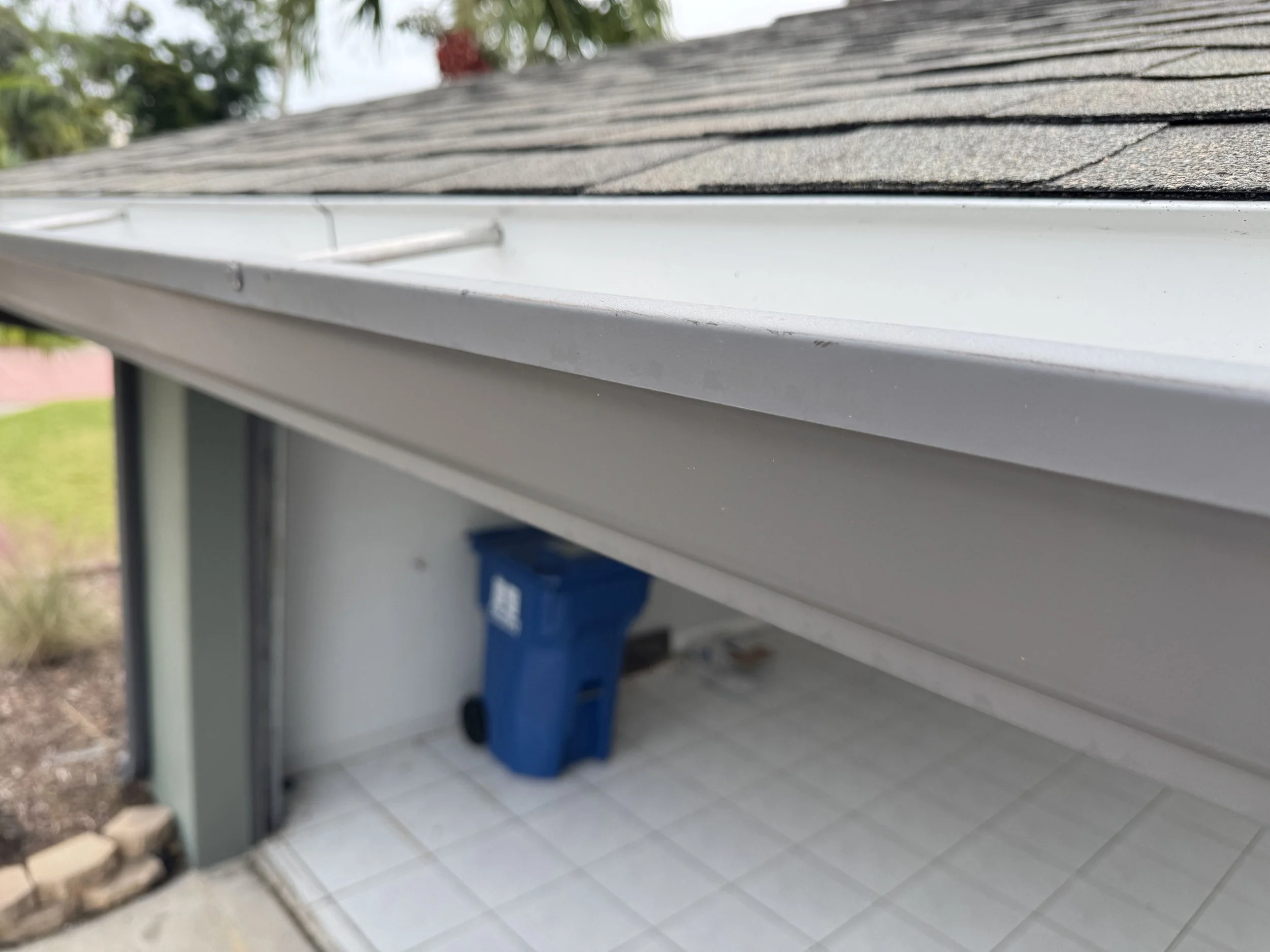 Gutter along the eave over the garage.JPG