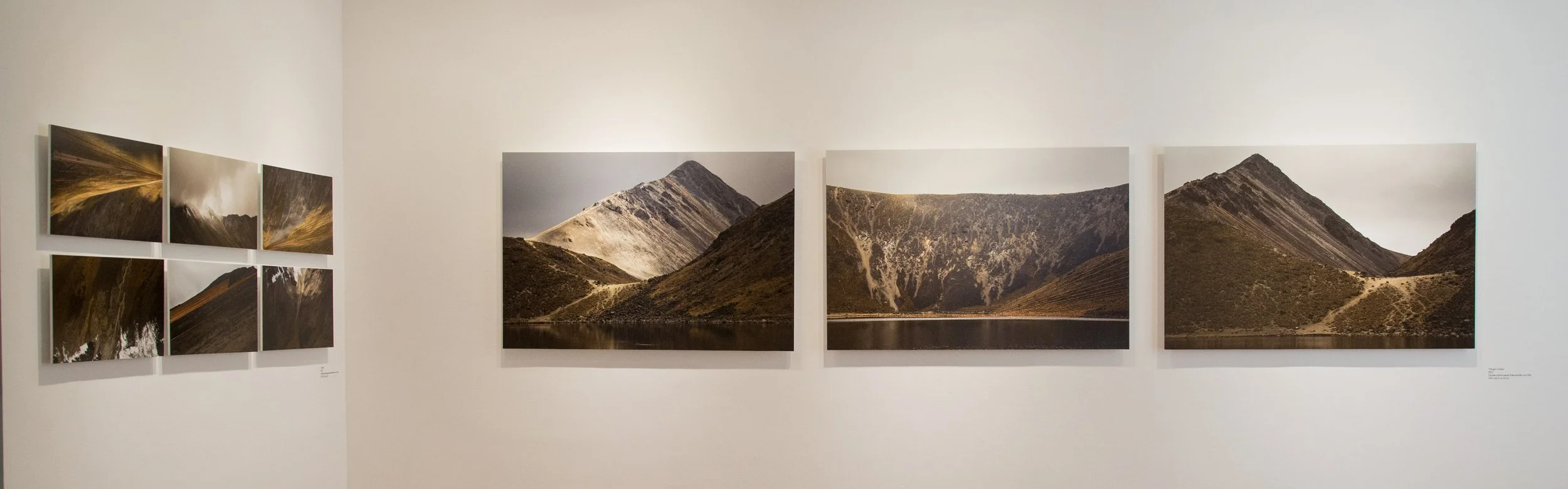 Gallery view at Ángulo Cero. Anacronismos del paisaje. Solo show 2017