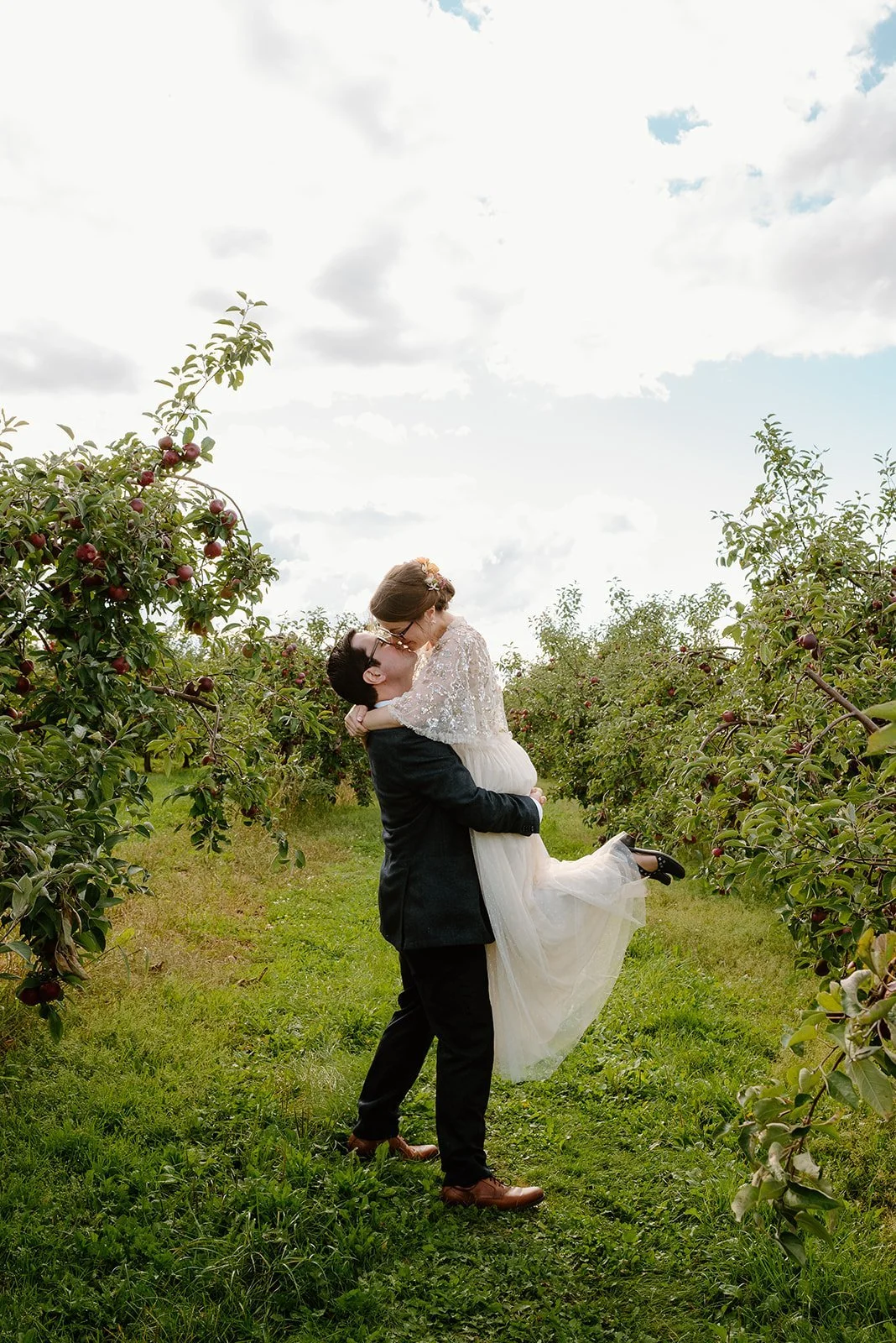 Weekday Weddings for the Win