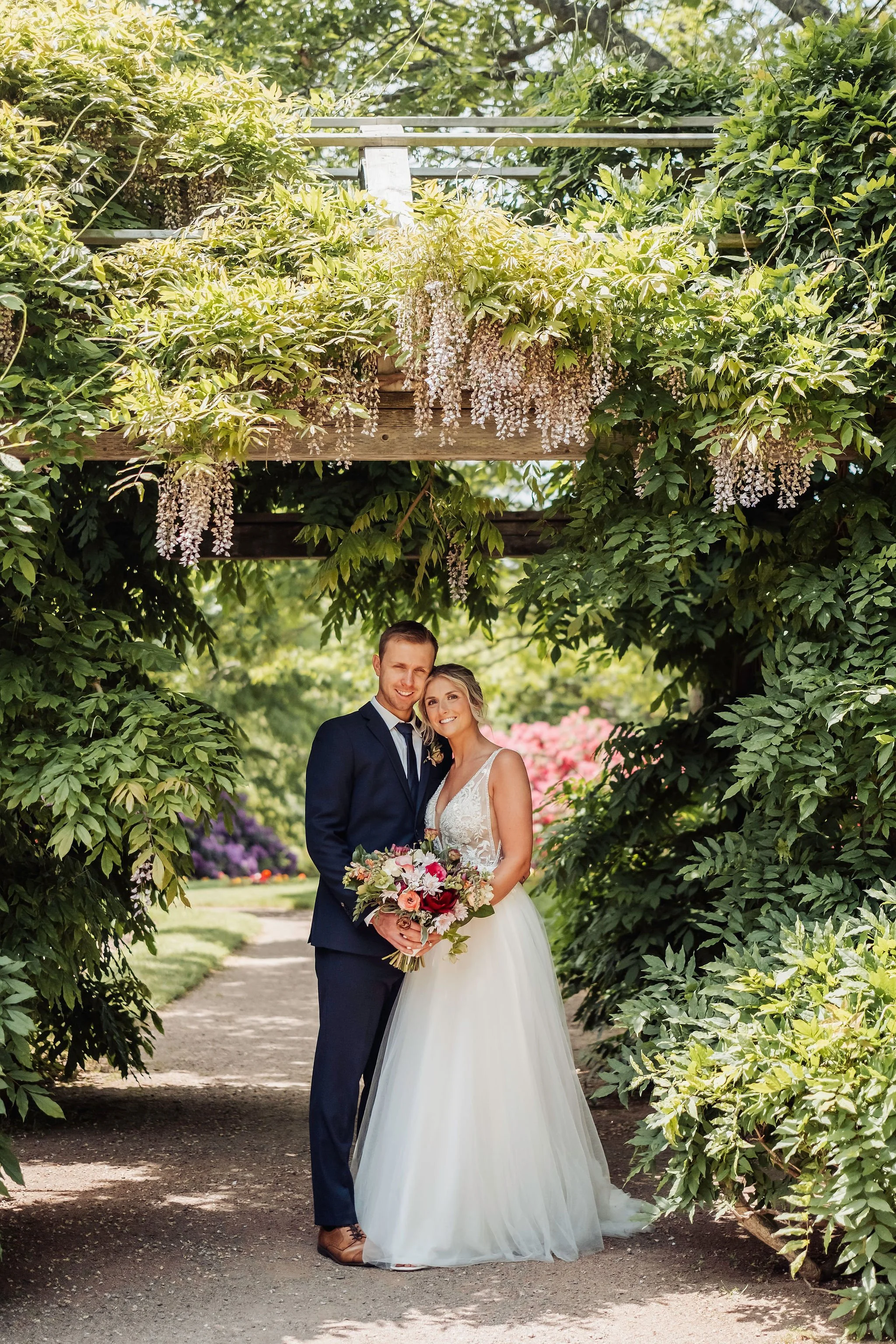 SamsonPhotography2025-BrookeandDrew-HistoricGardens-245.jpg