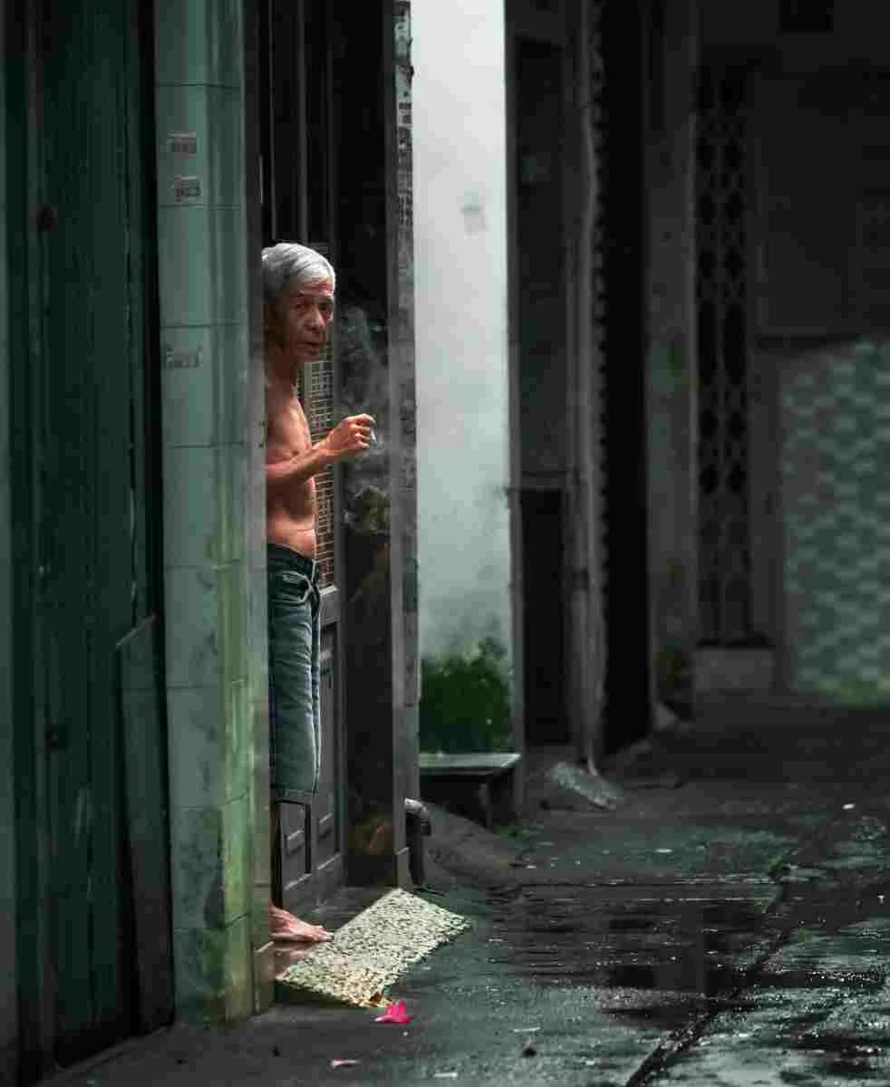 smoker in the alley.jpg
