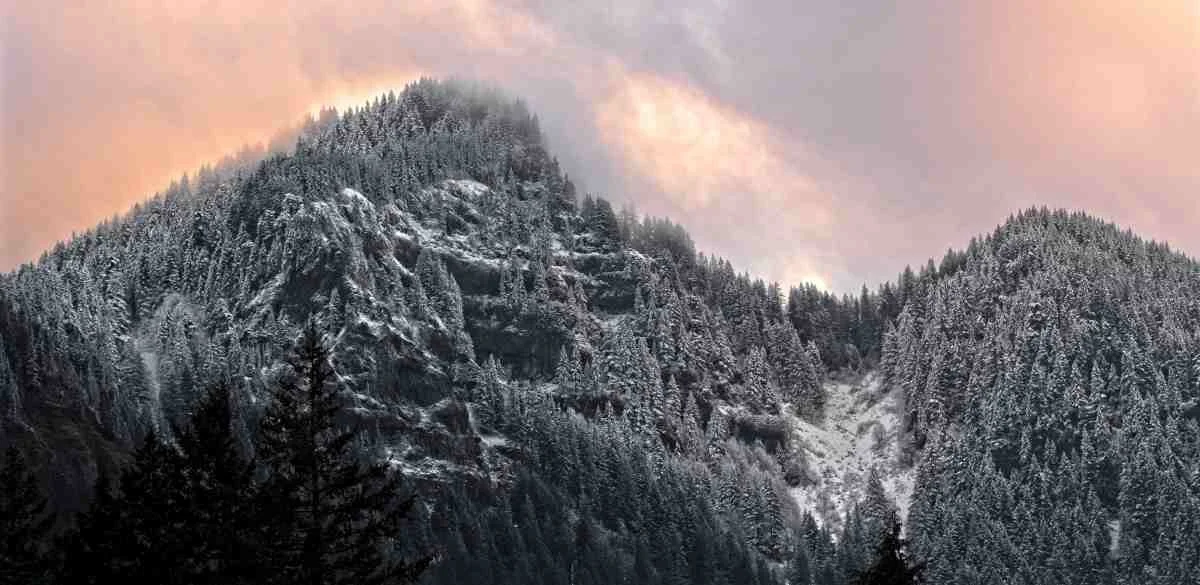 HDR Snowy Mountain revisited RGB.jpg
