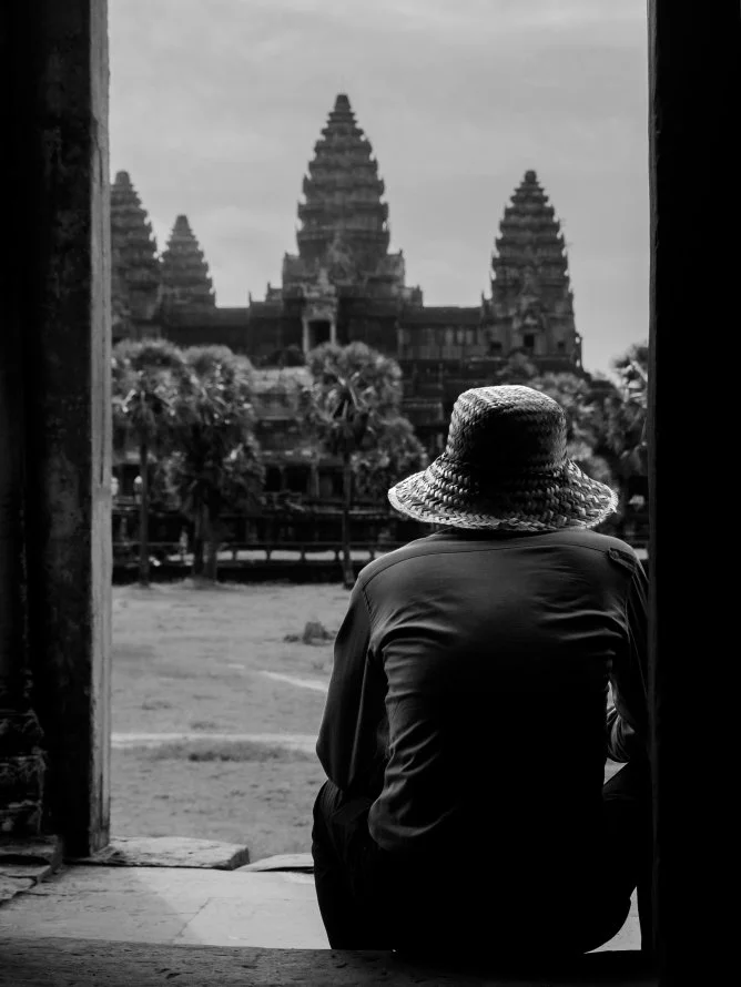 Angkor wat groundskeeper.jpg