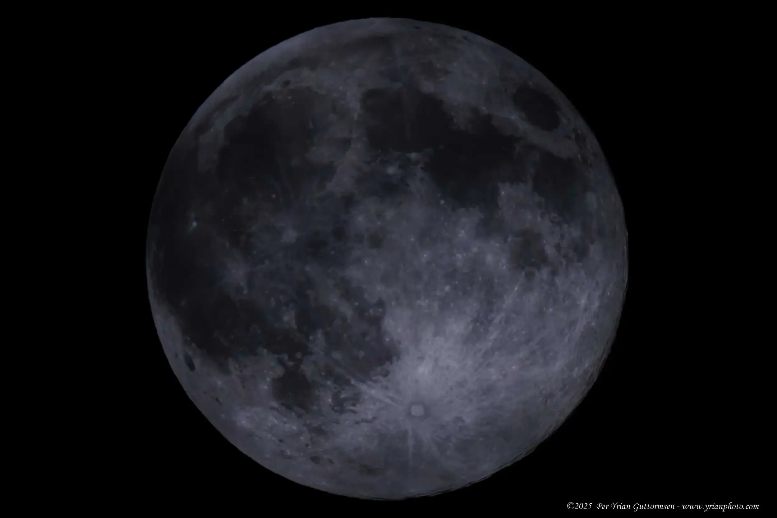 Moon 4_Q3A1213.webp