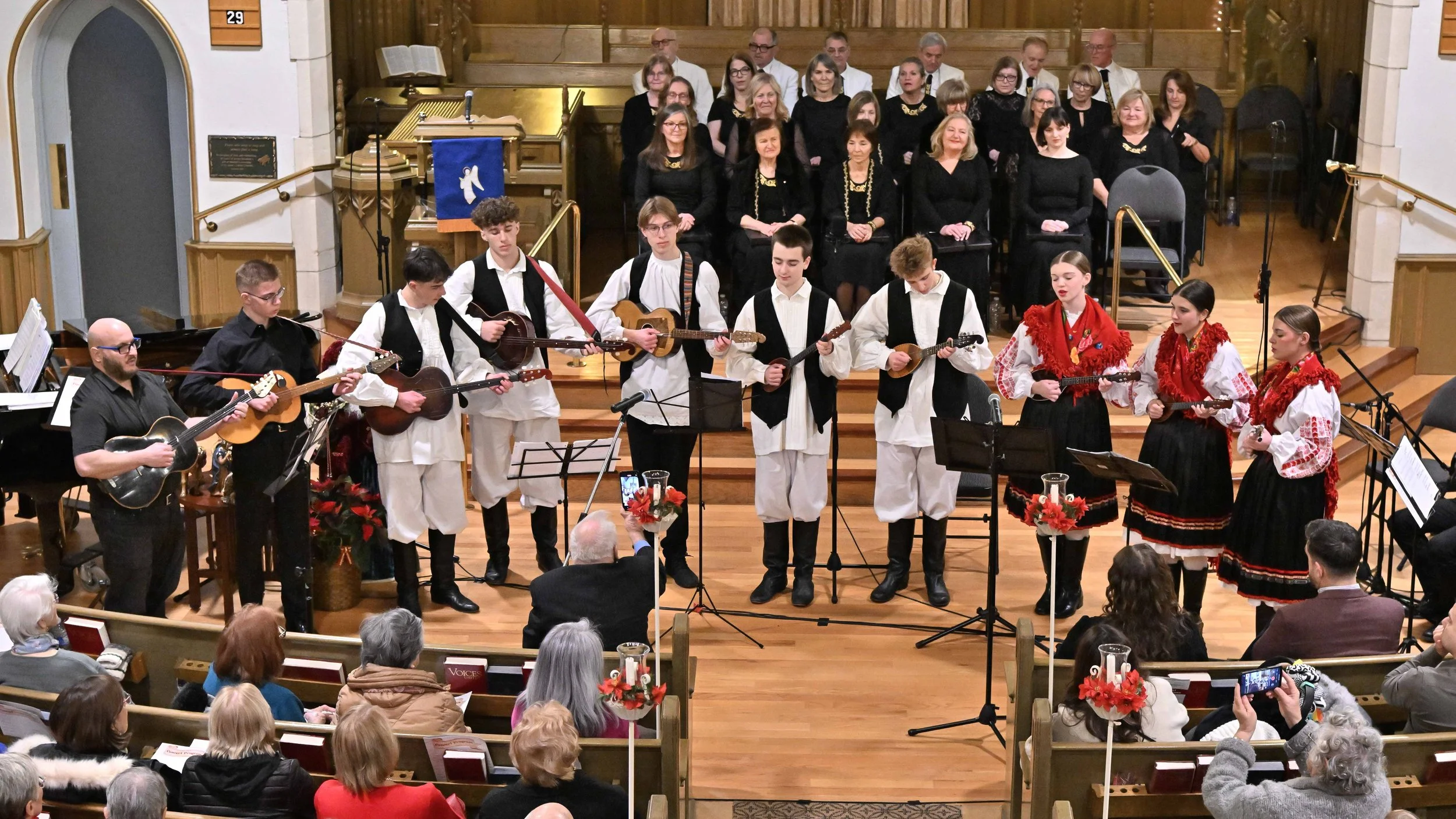 ZZ9_1191_27CCCS The Joy of Christmas121425.JPG