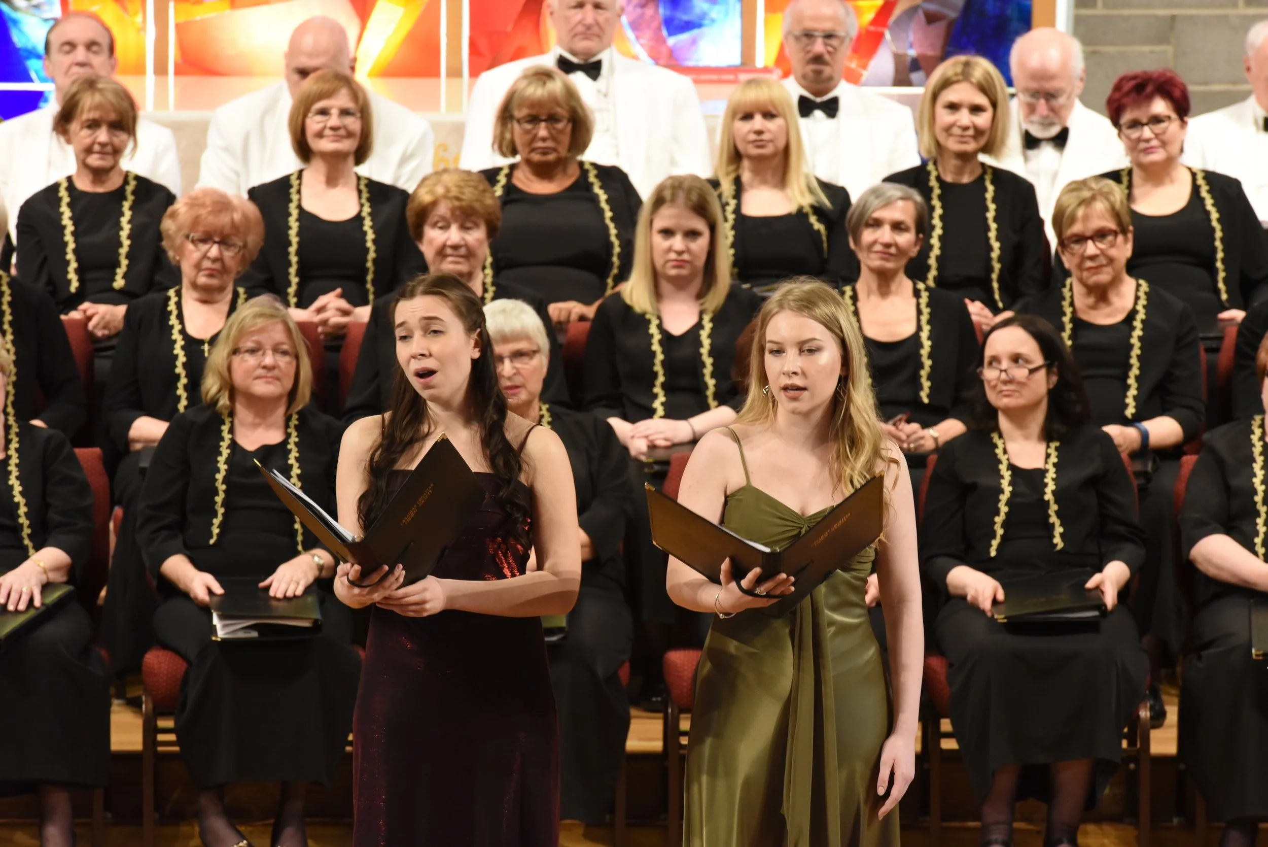 DSC_6156 Julijana Danijela Singing.JPG