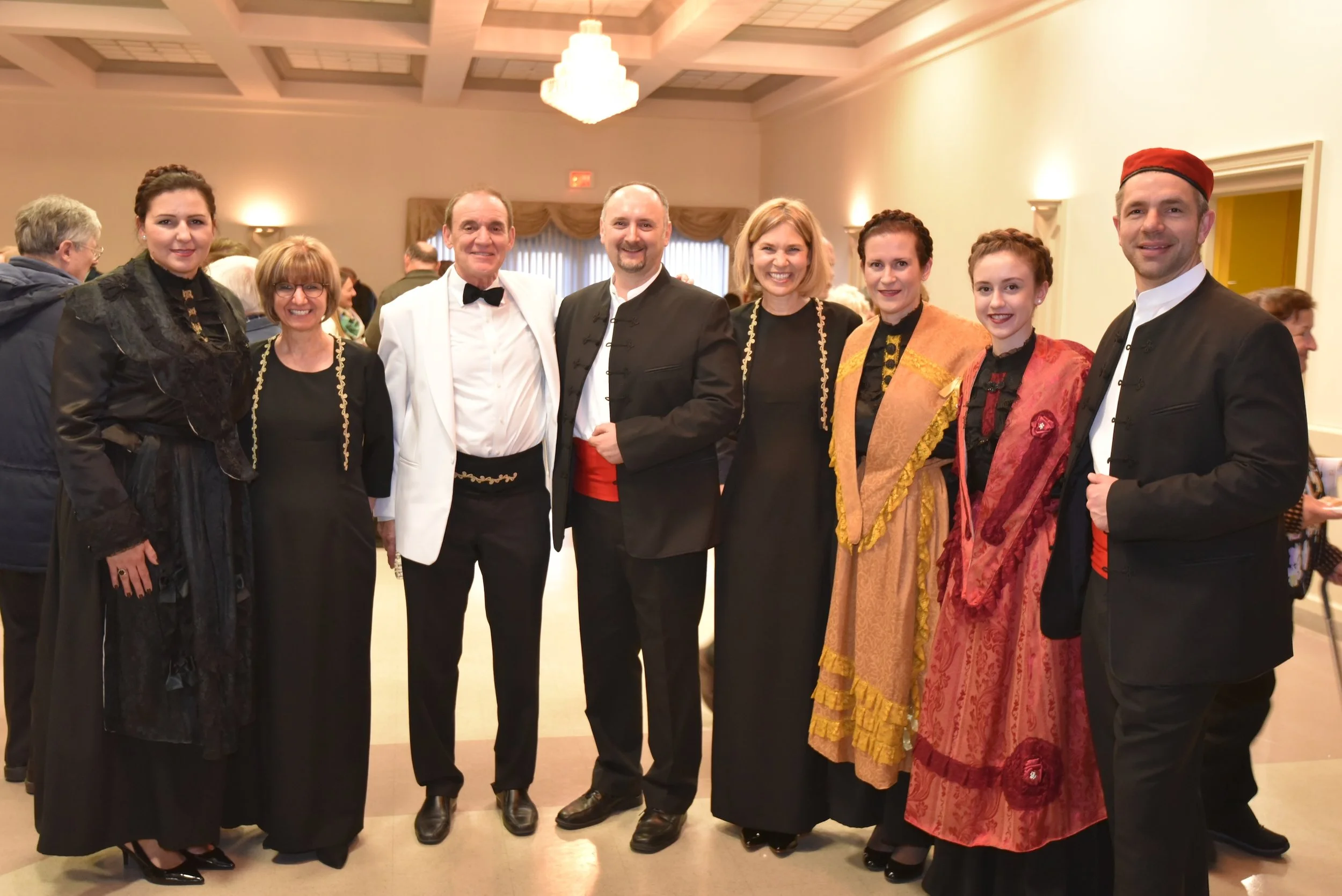 DSC_7132 Klapa Kartolina w choir members.JPG