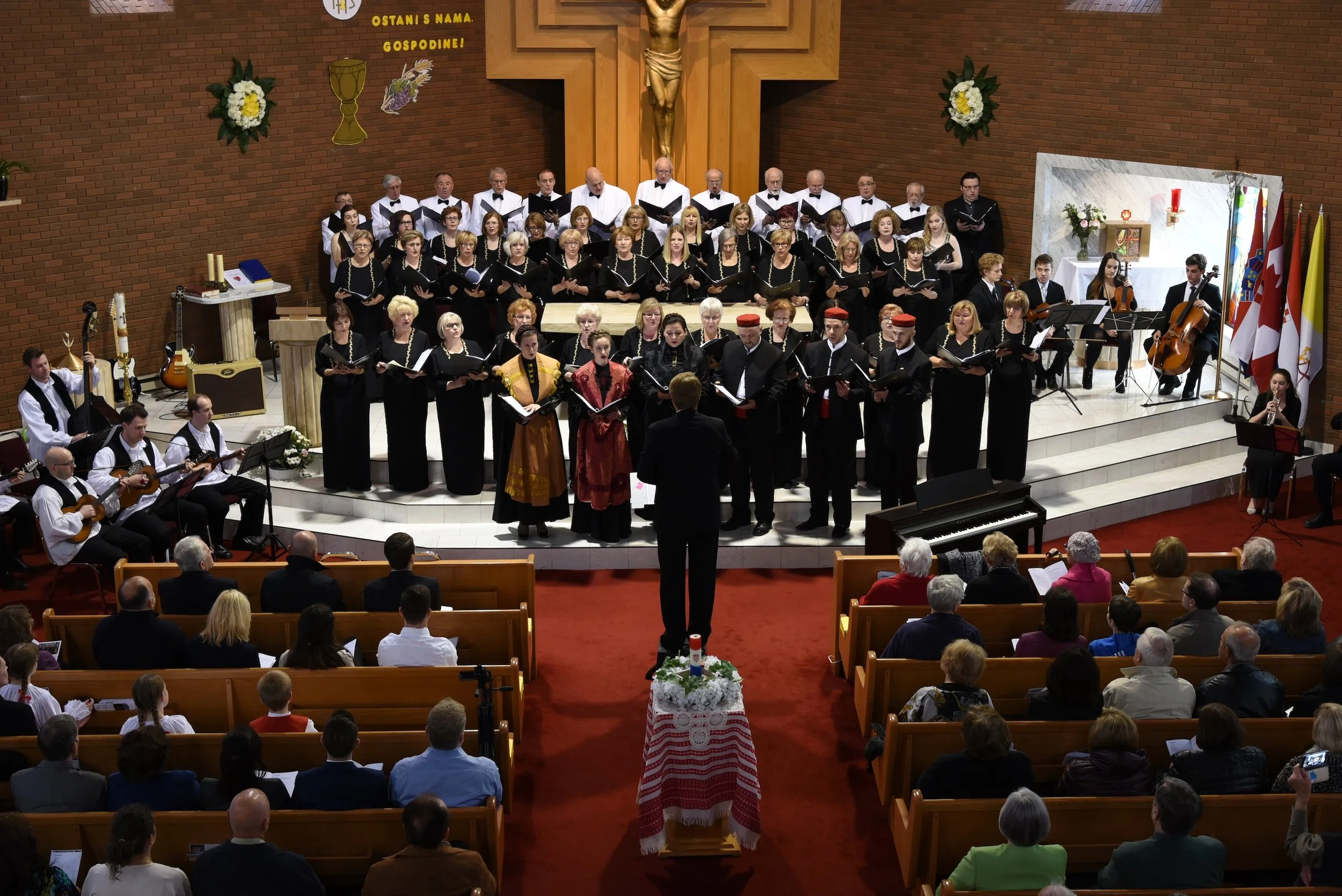 DSC_6842 Performing.JPG