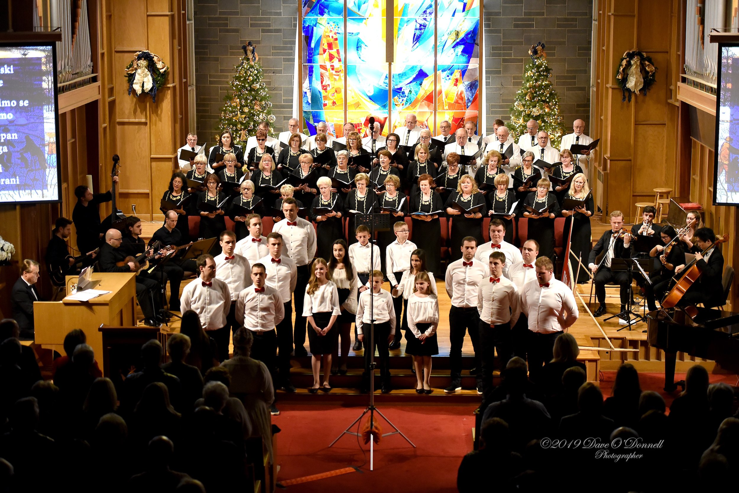 CCCS Entire Group LIVE D75_5849 113019.jpg