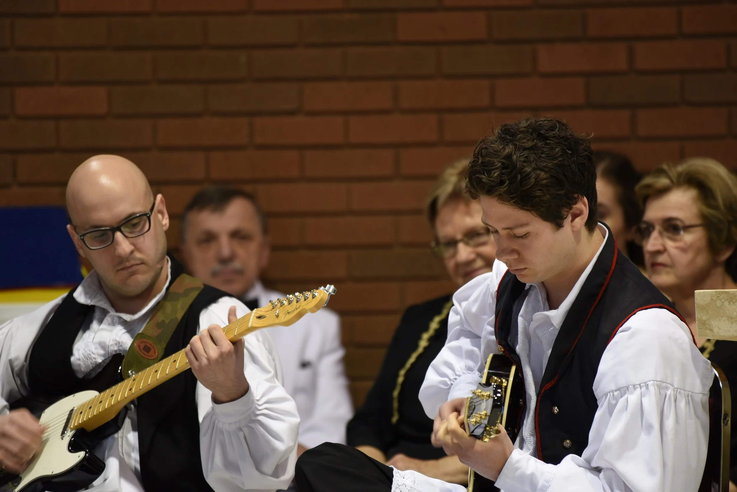DSC_6885 Andrew Performing.JPG