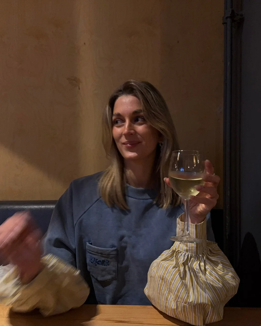 🍣✨ Das perfekte Bestie Dinner Date?
Findet ihr bei Zensation! ✨🍱

Gemeinsam lachen, teilen, genie&szlig;en &ndash; genau daf&uuml;r sind unsere Sushi- &amp; Viet-Spezialit&auml;ten gemacht.
Warm, cozy, lecker und mitten in Berlin. 🌸🥂

Wen nimmst 