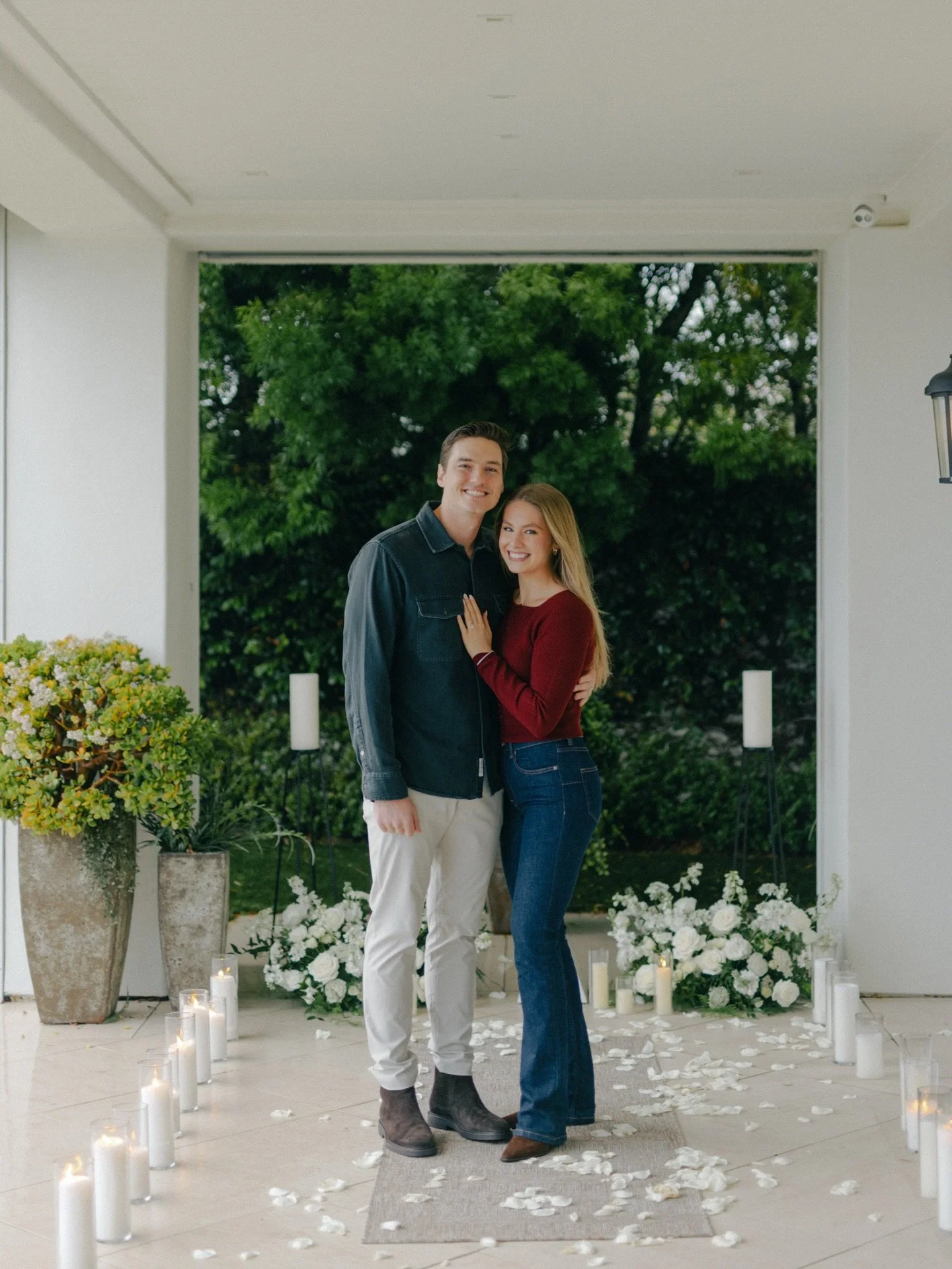 Congratulations to the newly engaged @alexandraosteen and @jmintzz 🤍 it was an honor designing florals for such a special and beautiful moment! 

Photos by @sarascencio