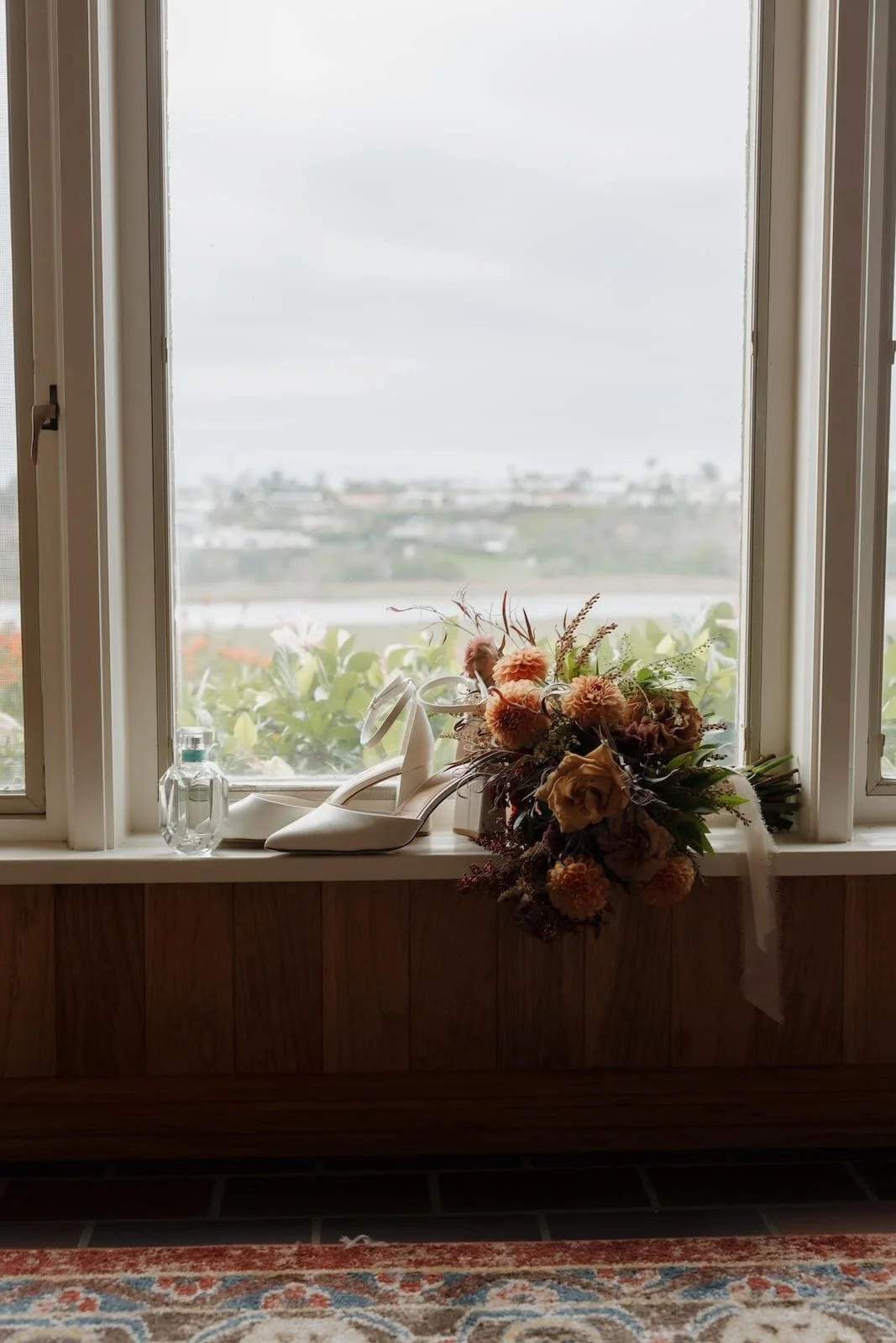 1-fall-bridal-bouquet-newport-beach-wedding.jpeg