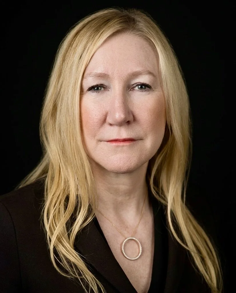 Julie Steamer Headshot