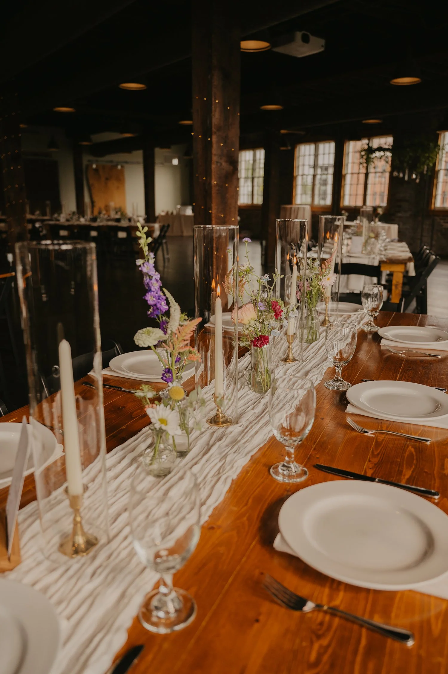 ForHoneyFlorals-KristiandRyan-TinkerHouseEvents-Florals-10.jpeg