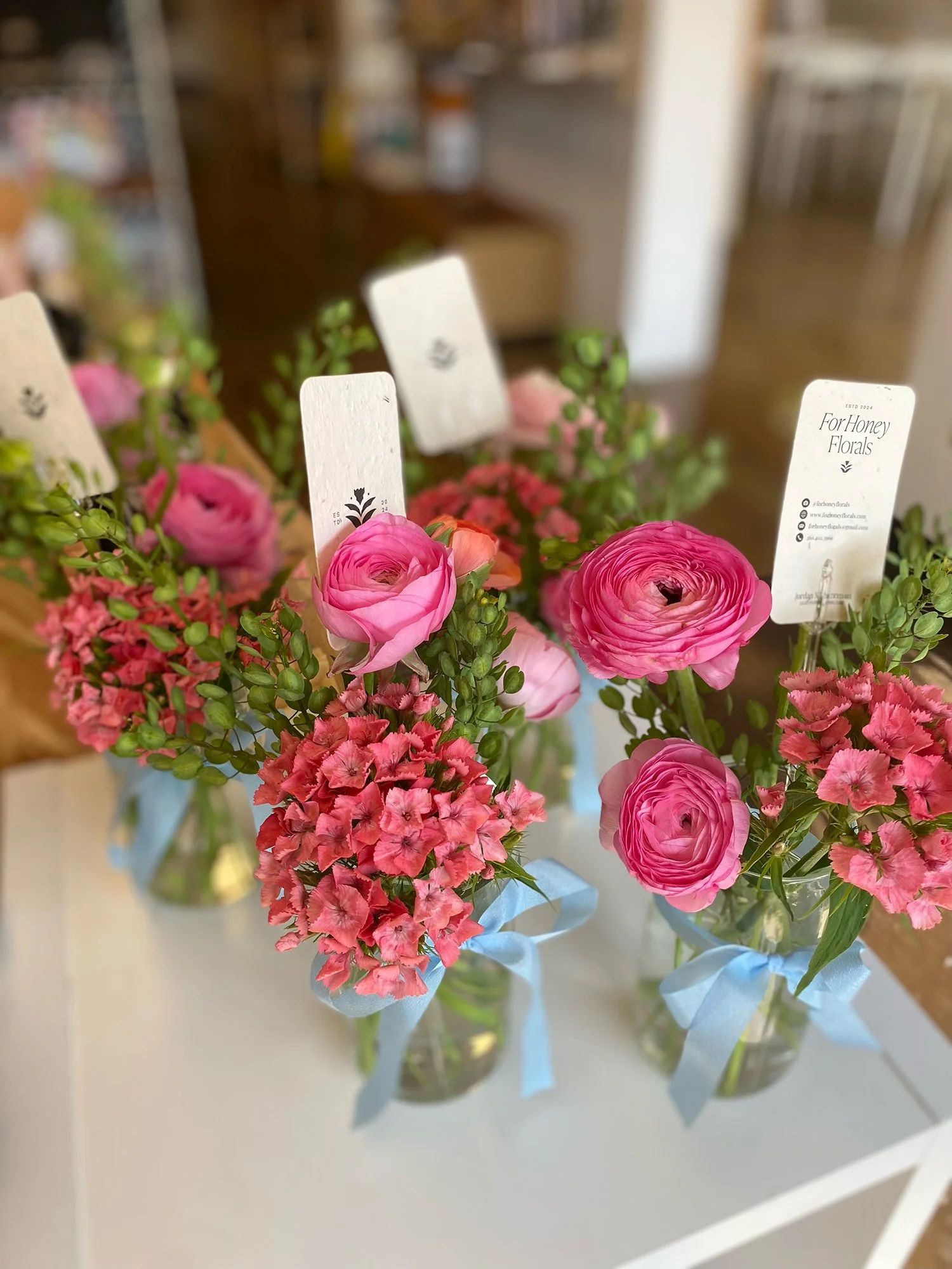 ForHoneyFlorals-SmallBouquets-MothersDay-Florals.jpeg