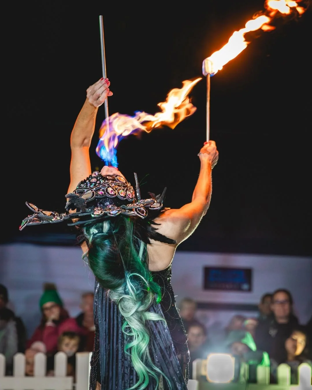 artwalk fire eater.jpg