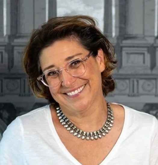 Elizabeth+author+photo.jpg