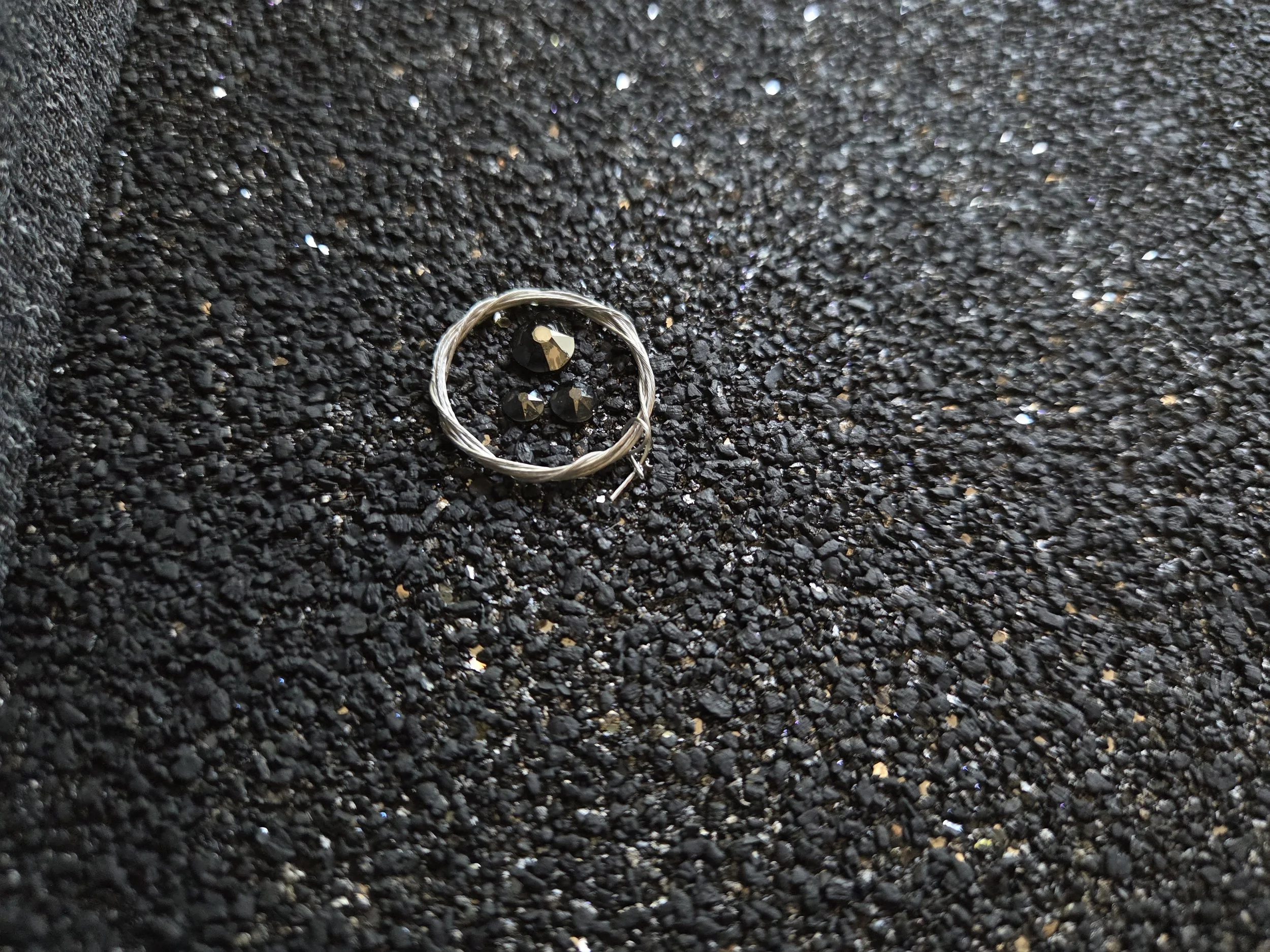 08/ 08 Dimensional Depth
