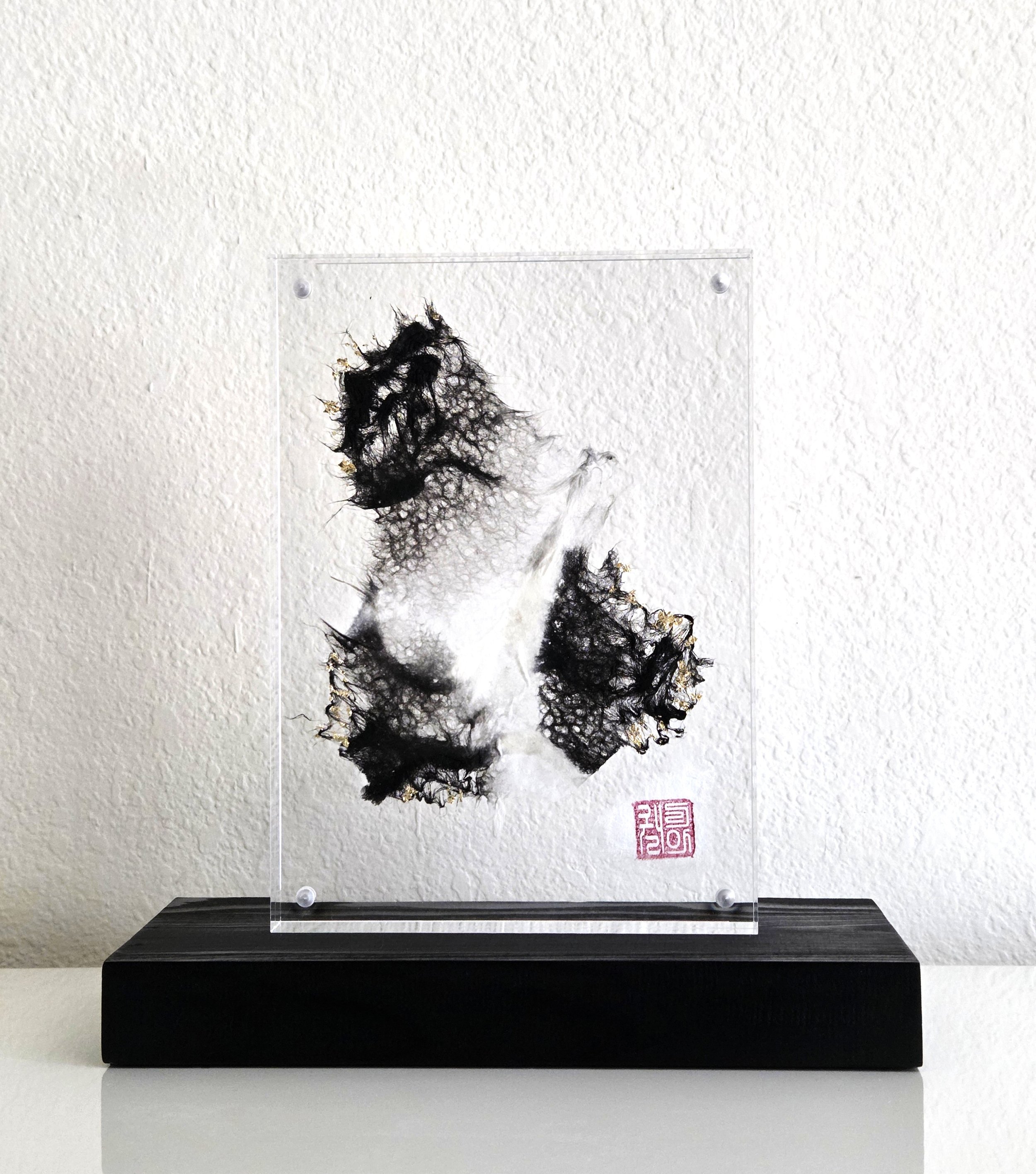 PAVILION III : Quantum Polarity I (The Anchored Core) — The Micro Capsules