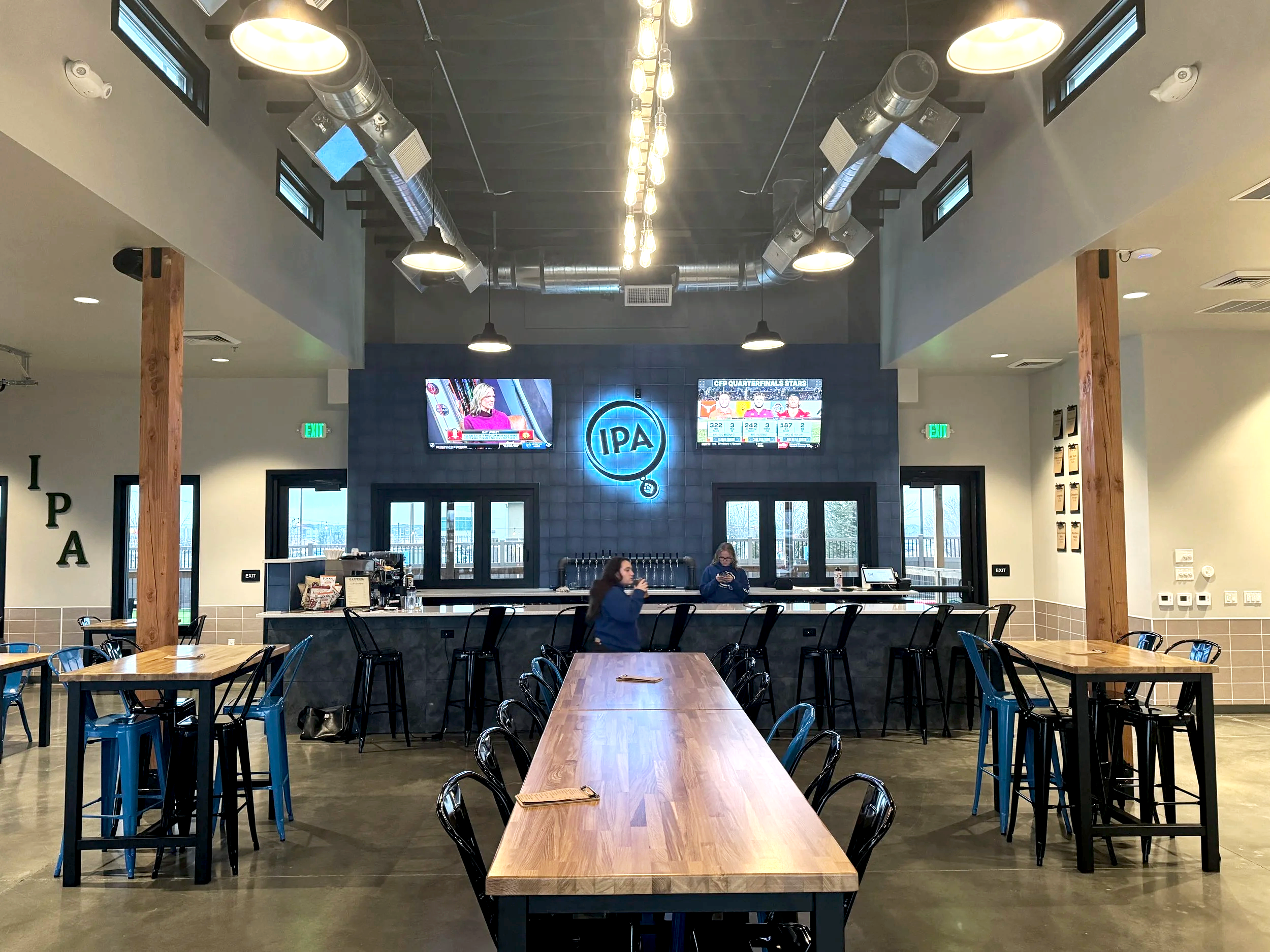 Idaho Pups & Ales ::: Meridian, Idaho