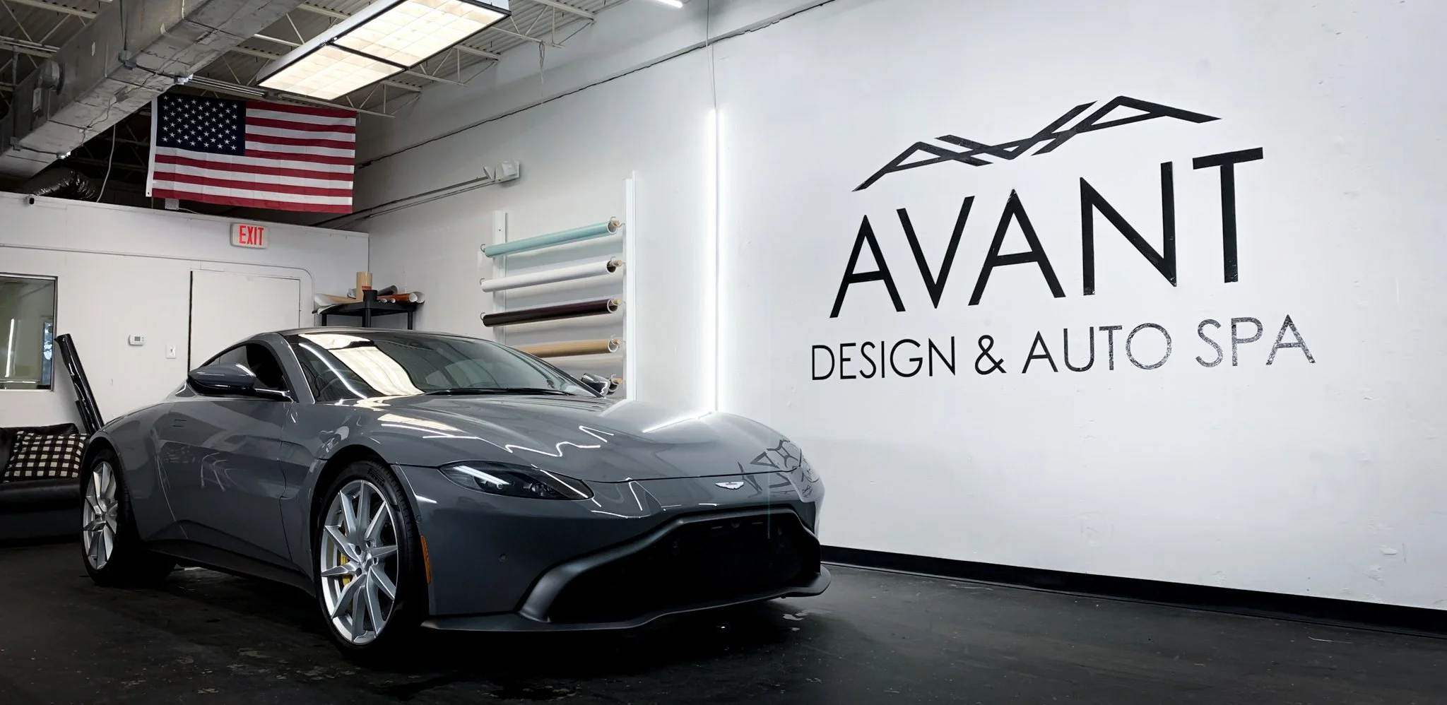 Aston Martin Vantage