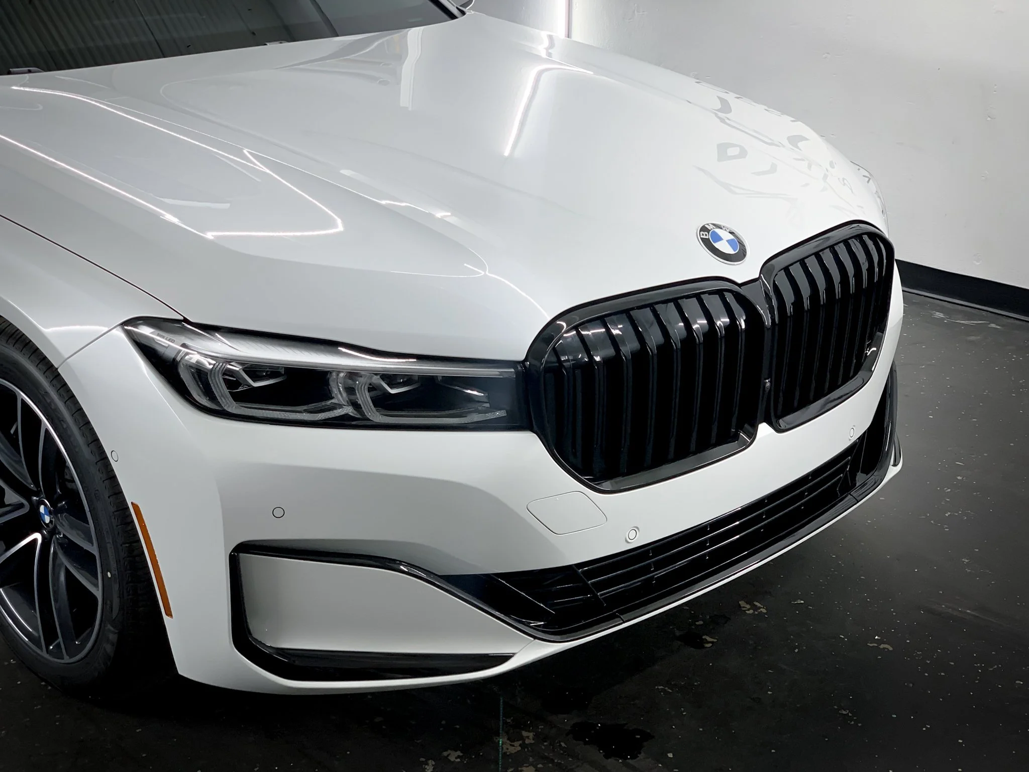 BMW 750i