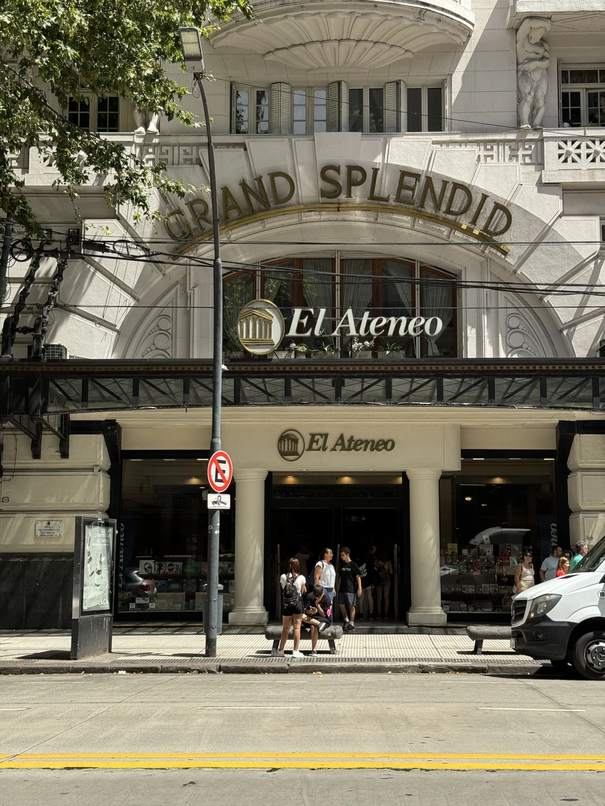 El Ateneo Bookstore Street View