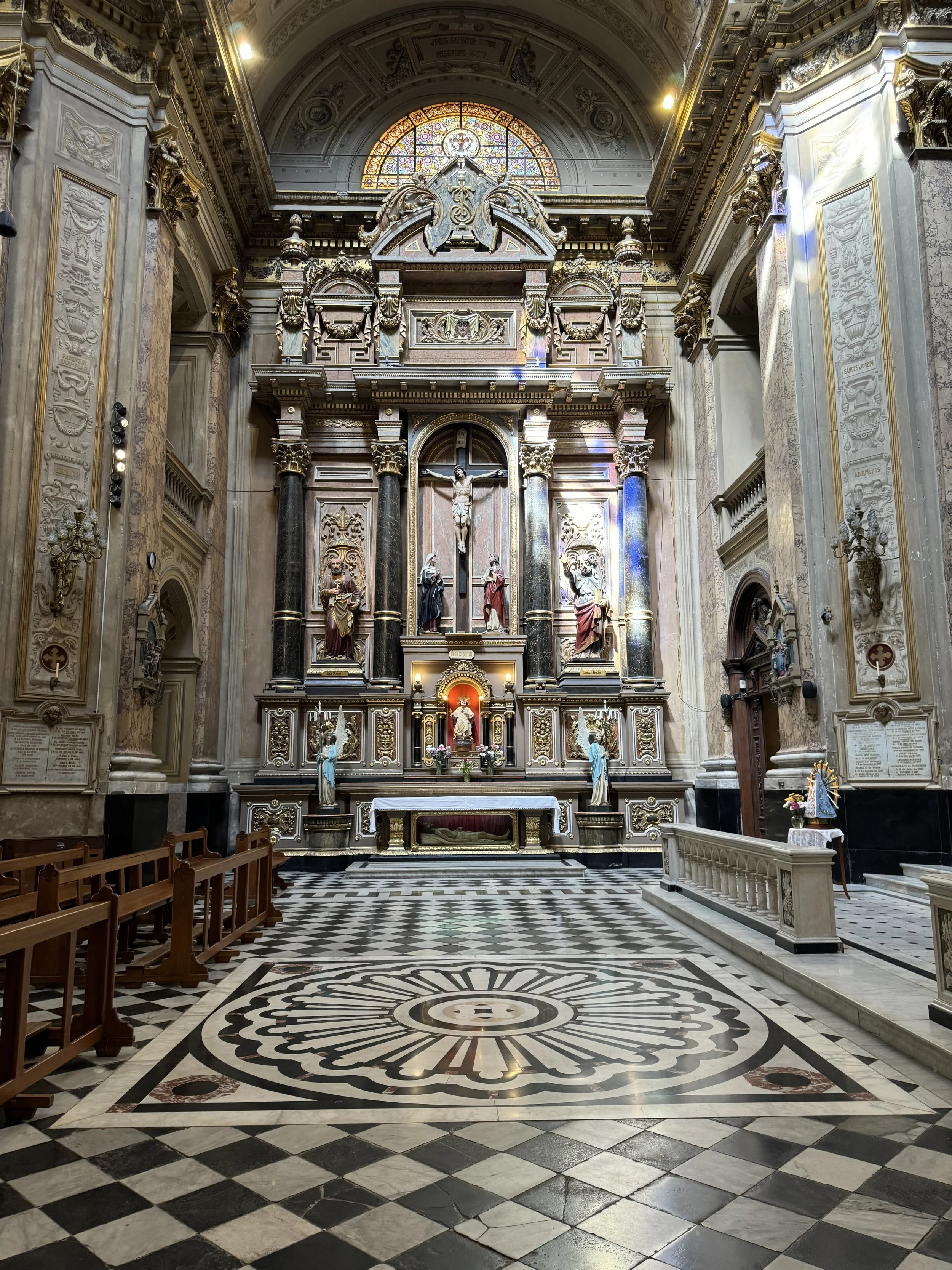 “Main Altar — Basilica San José de Flores”