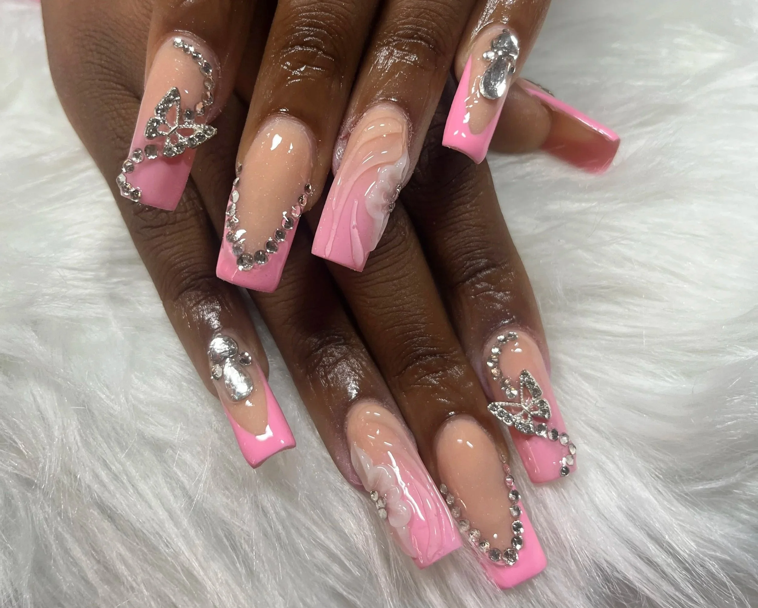 Glam nail set by private nail tech in Winnetka, SFV