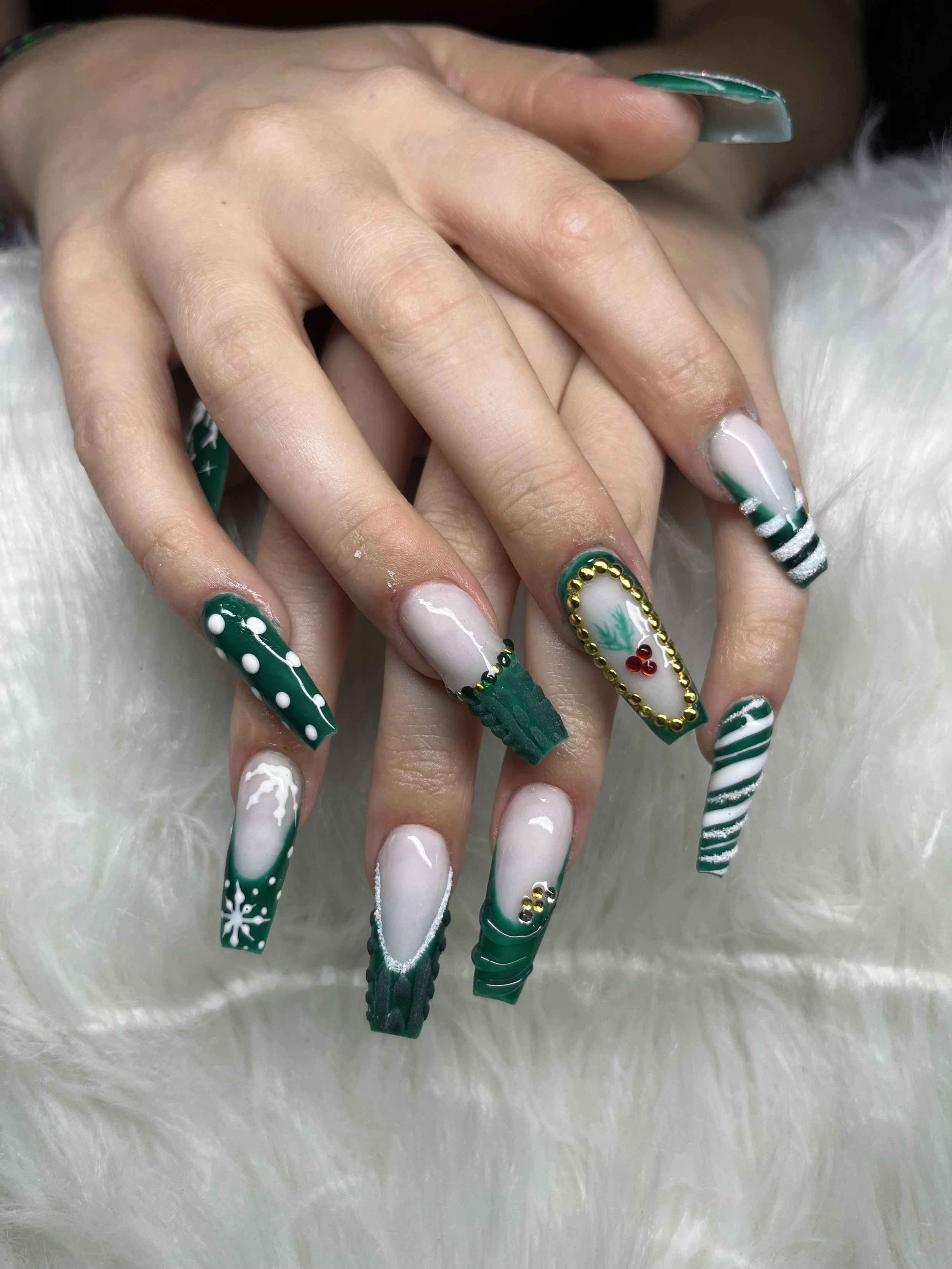 Green Christmas Acrylic Nails done by nail tech in Winnetka, SFV