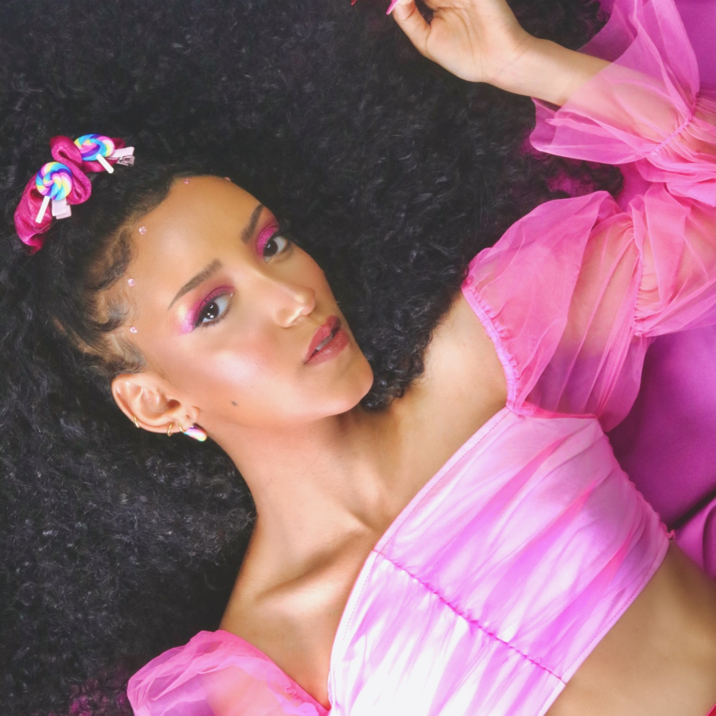 Helen, independent pop artist. sugar rush by helen