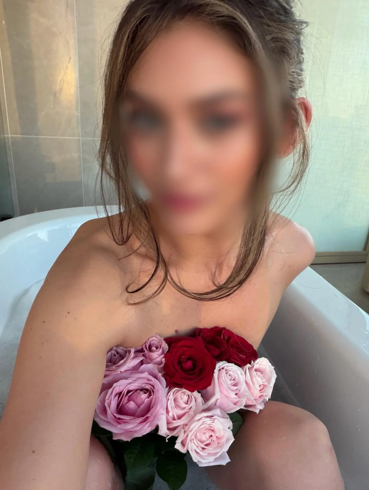 Sydney and I: A budding romance 🌹