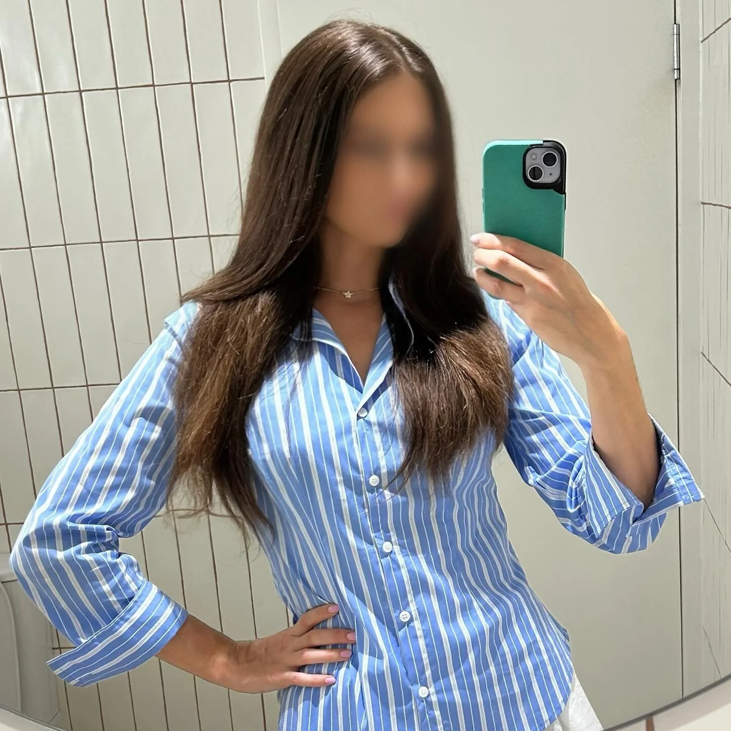 Small plates and champagne are the way to my heart for &ldquo;shore&rdquo; 🦪🥂🌊