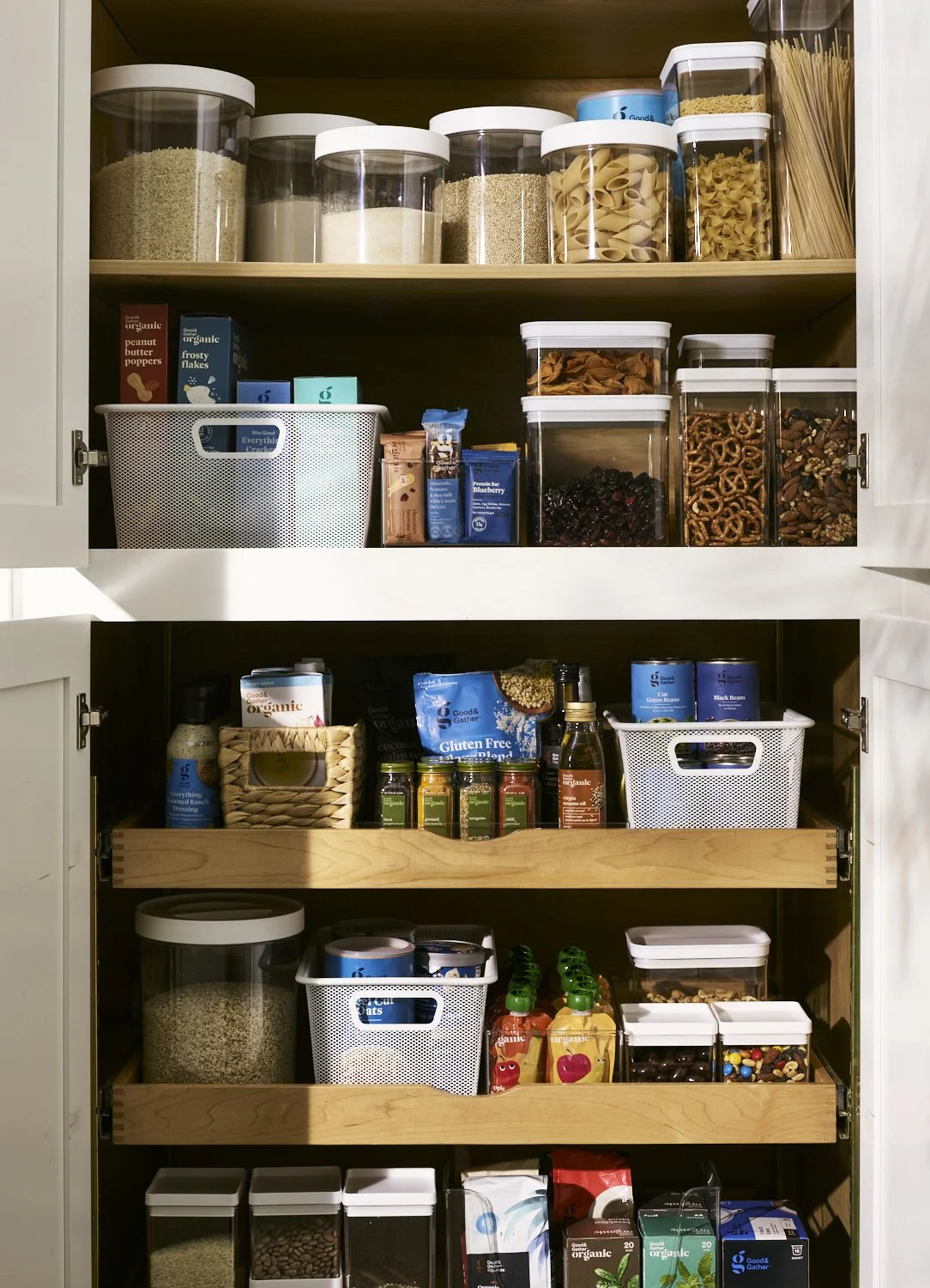 C-001633-03-050_C1C2Home_ProjectPoppins_Banners_300x415_02 1.jpg