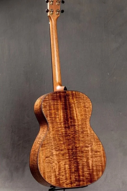 koolau_custom_koa_tenor_guitar-2.jpg.jpg