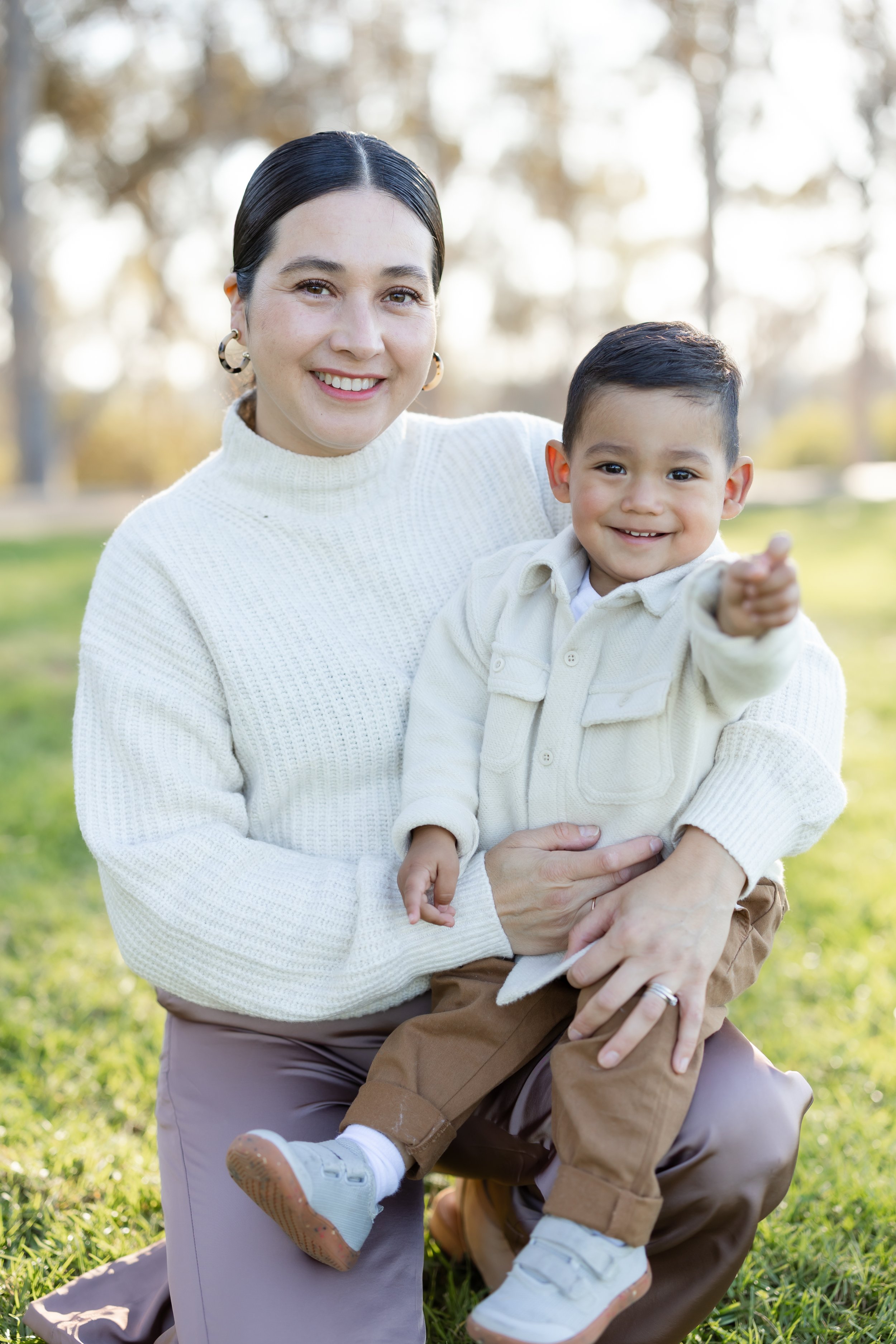 Capturing photographs of families that you and your loved ones will cherish for years. 