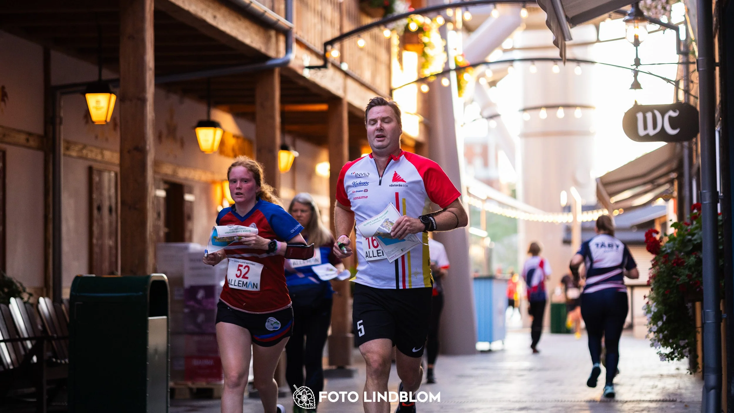 A picture from the orienteering event called Gröna Lund Sprinten taken by Foto Lindblom