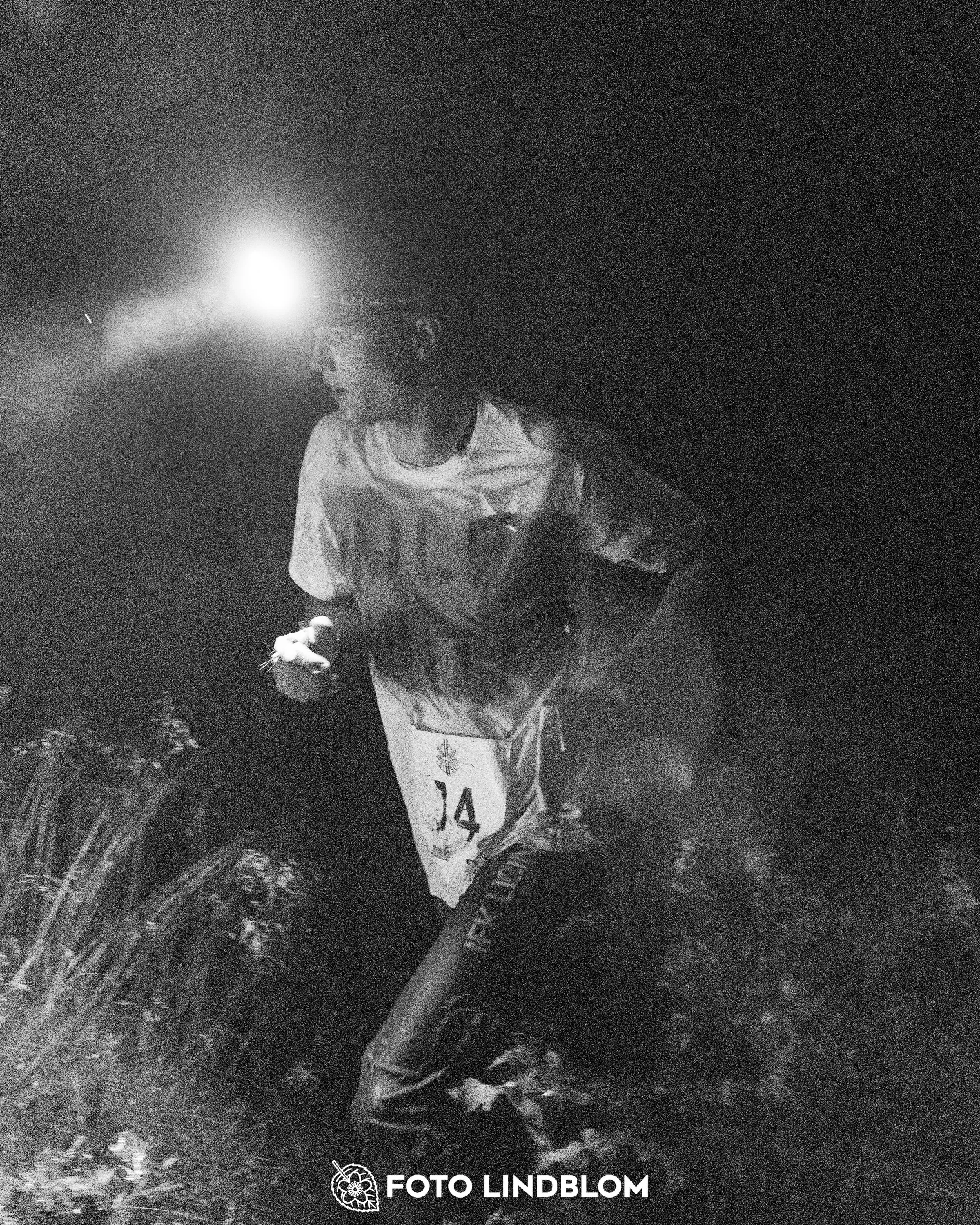 A picture from the youth 10 mila orienteering competition taken by Foto Lindblom