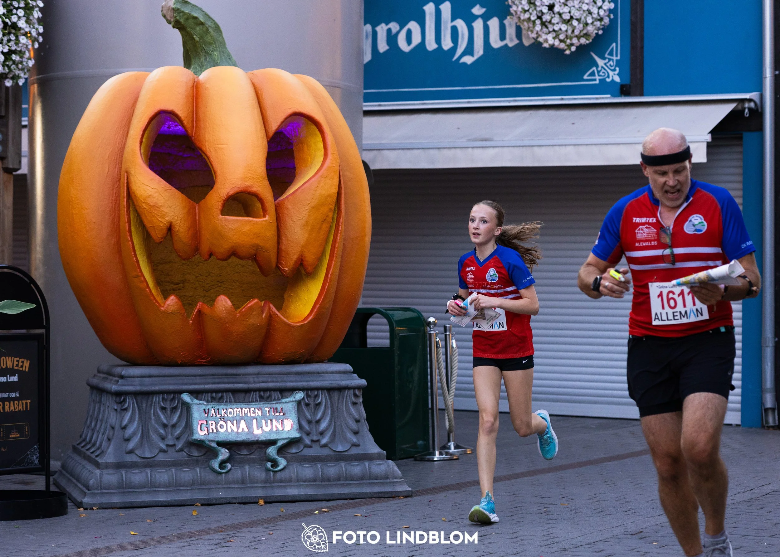 A picture from the orienteering event called Gröna Lund Sprinten taken by Foto Lindblom