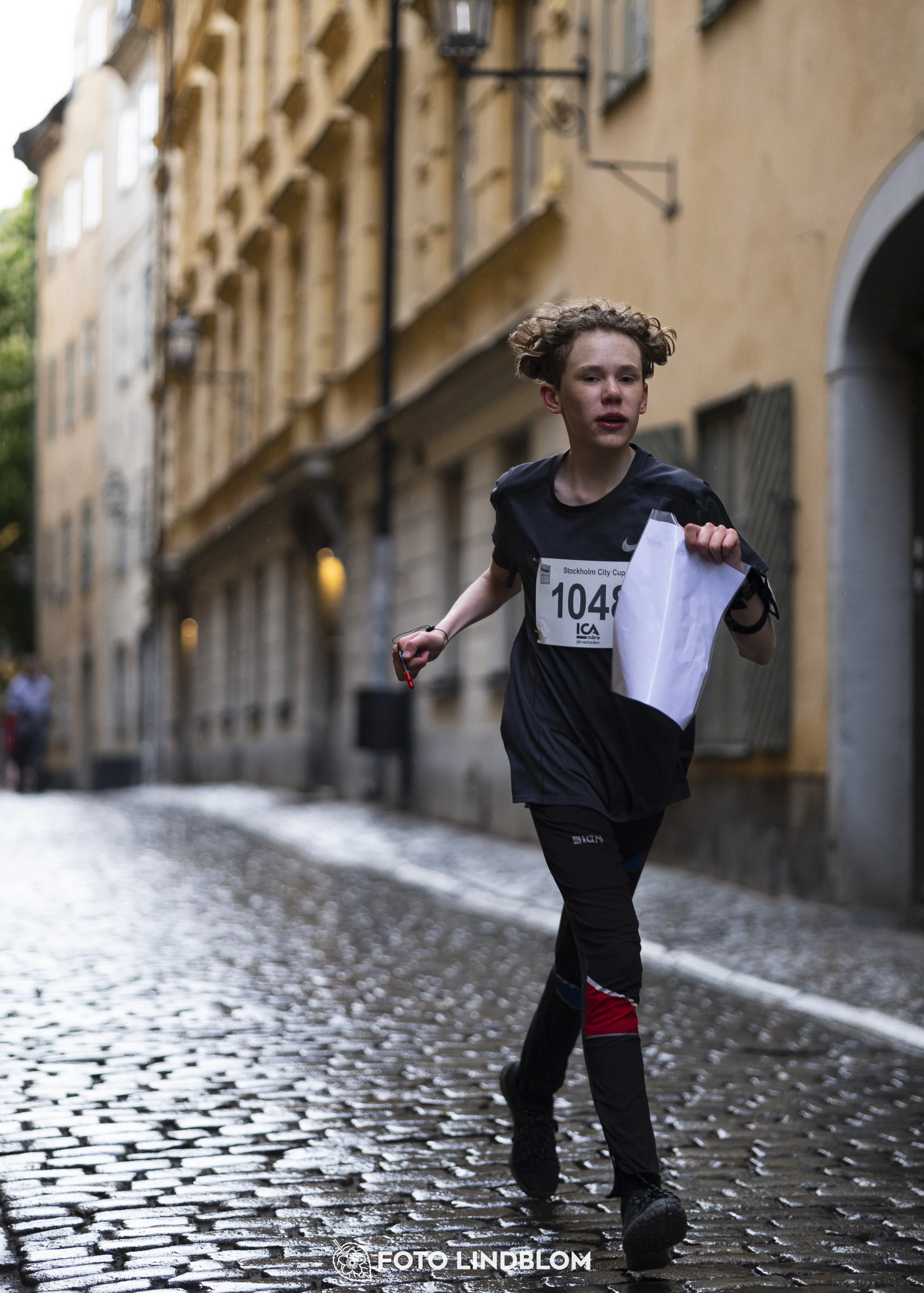 A picture from the first stage of the Stockholm City Cup sprint orienteering competition in "gamla stan" which is the old part of Stockholm