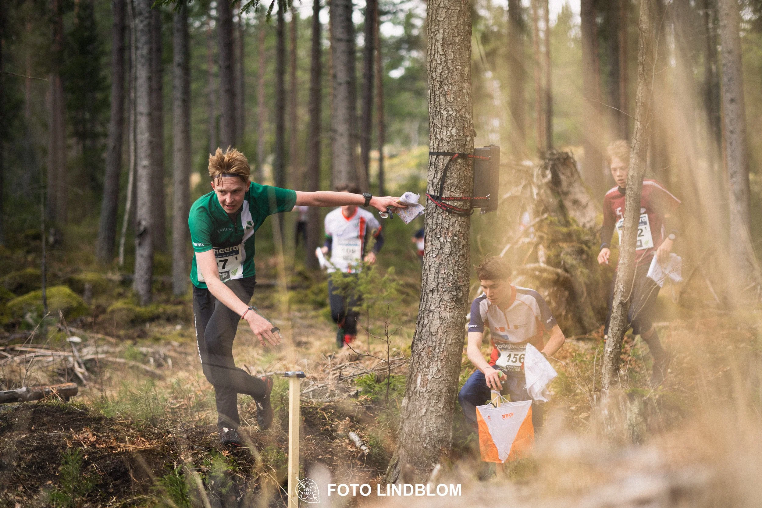 A scene from the Stafettligan relay competition Kolmårdskavlen in spring 2026, captured by Foto Lindblom.