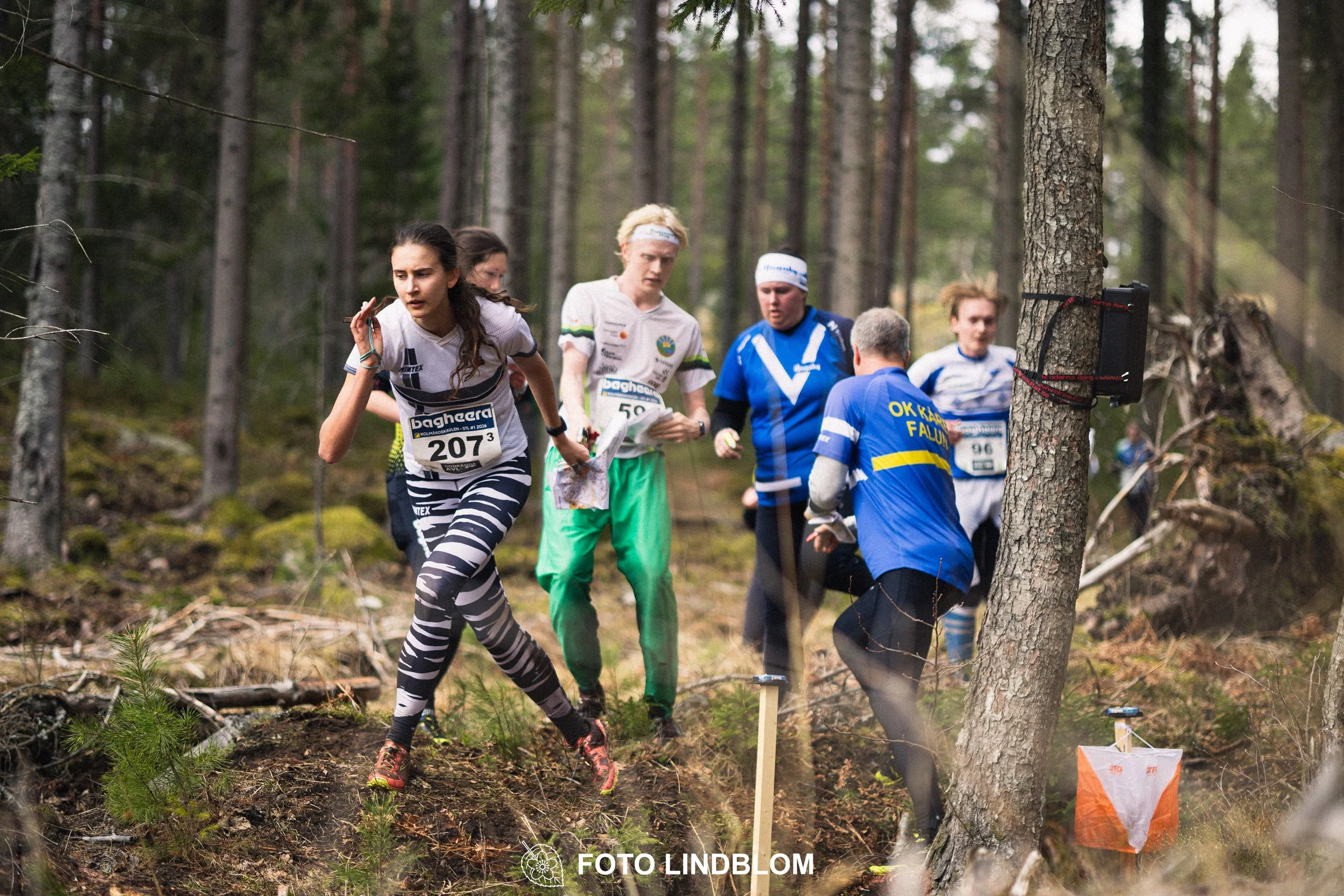 A moment captured during Kolmårdskavlen in the Swedish Stafettligan 2026 by Foto Lindblom.