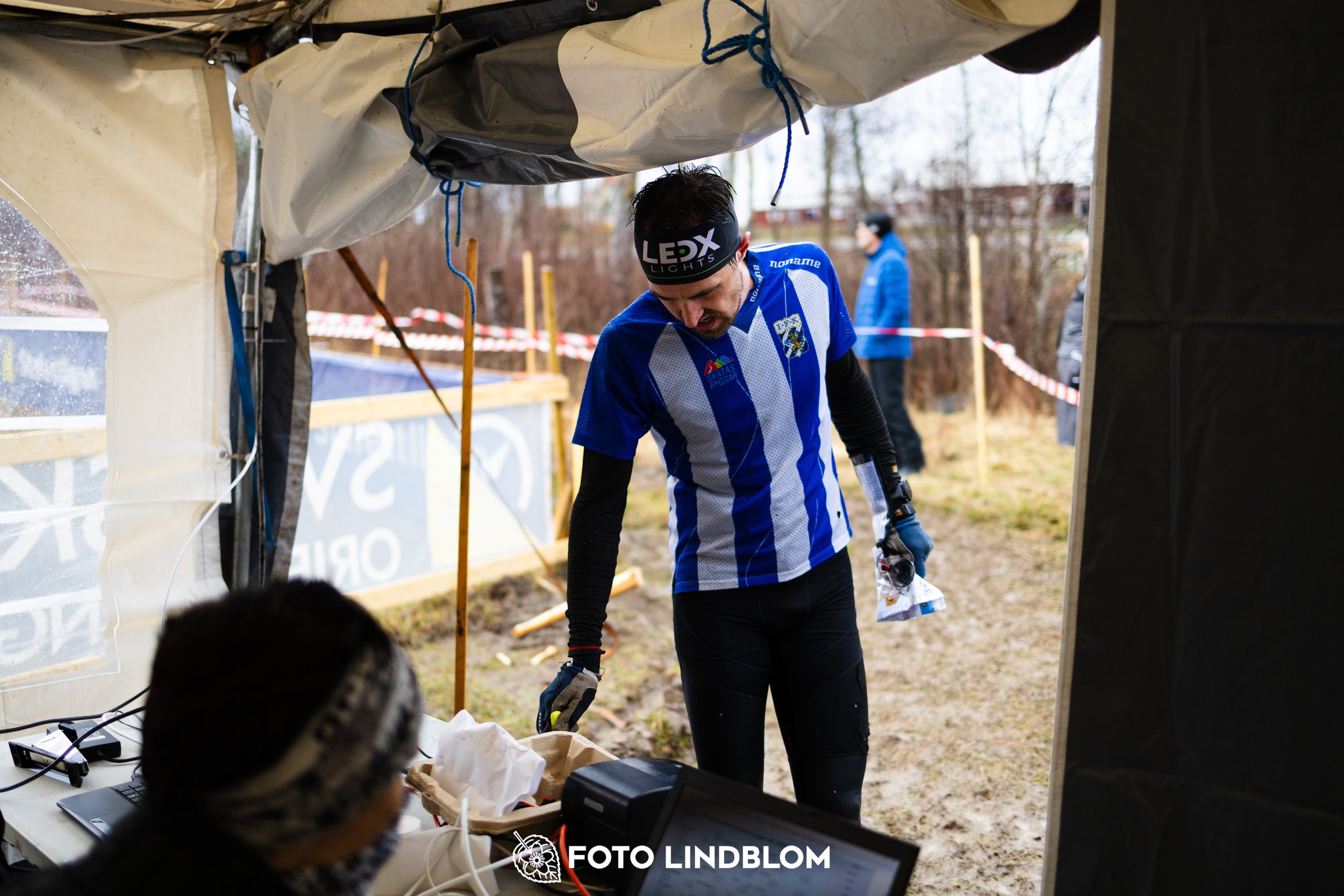 A photo from a middle distance orienteering event in Kolmården during the Swedish League 2026, captured by Foto Lindblom.