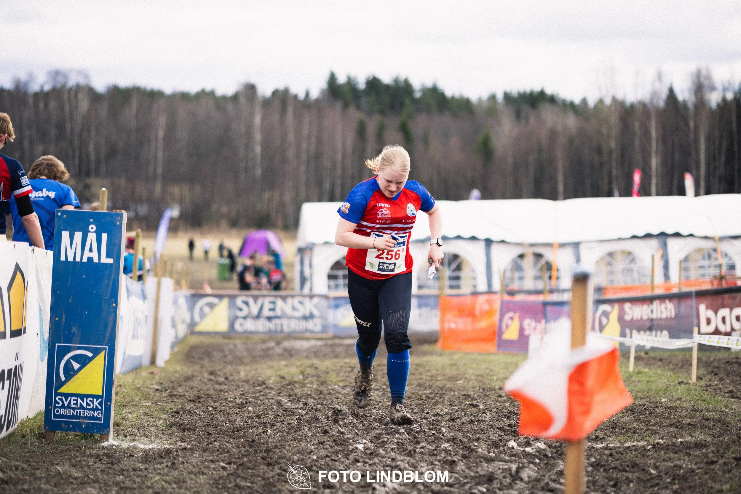 A scene from the Stafettligan relay competition Kolmårdskavlen in spring 2026, captured by Foto Lindblom.