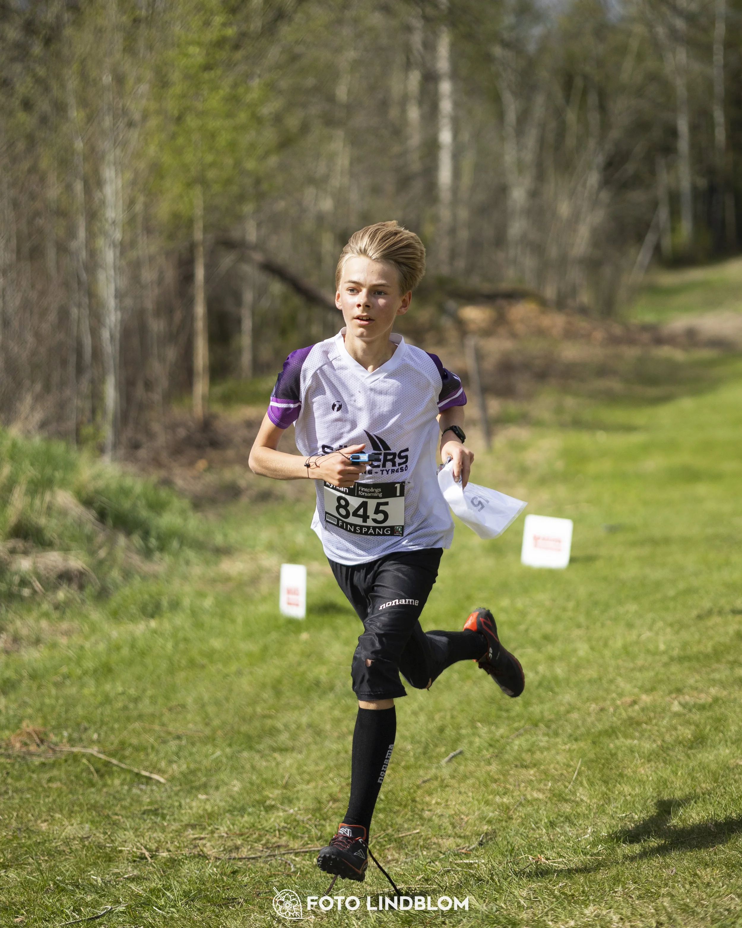 A picture from the youth relay at 10-Mila orienteering competition