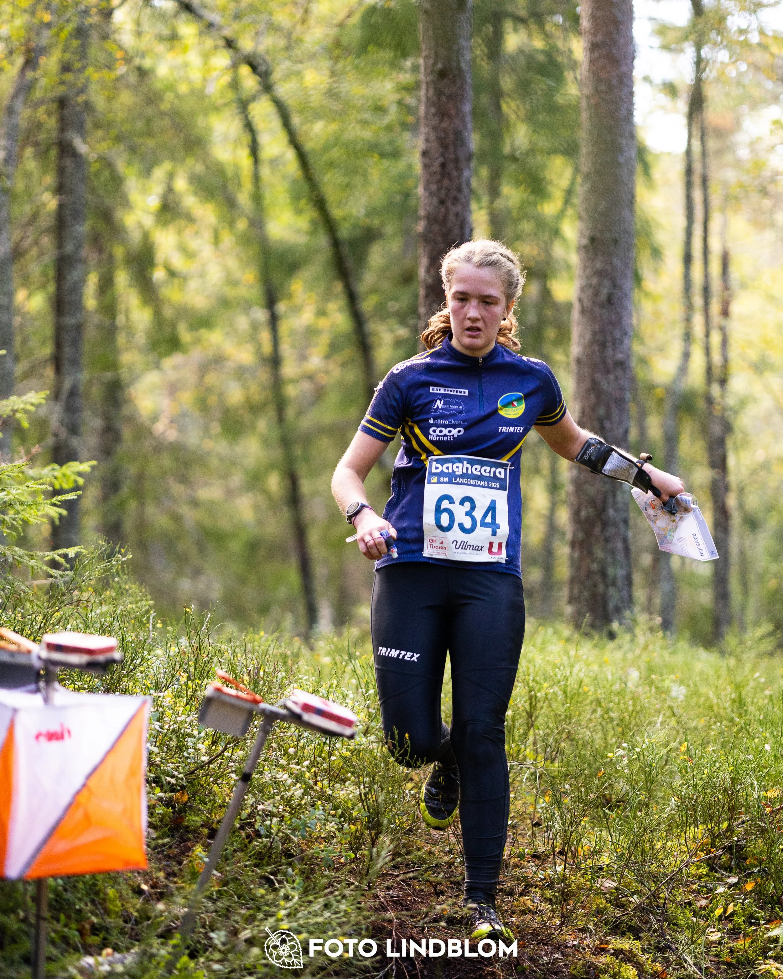 A picture from the Swedish national championship in long distance orienteering and Swedish league race taken by Foto Lindblom
